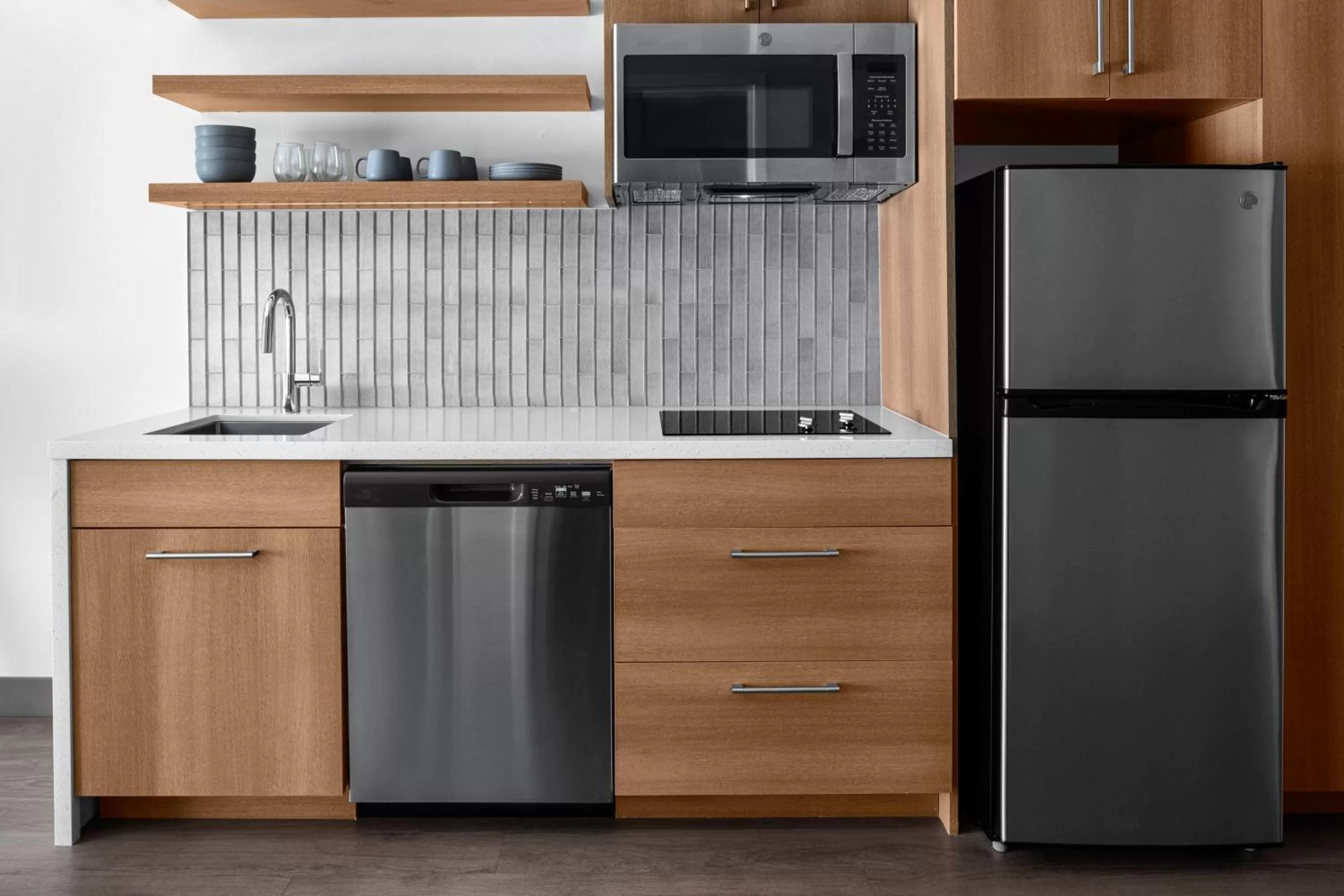 Kitchen or kitchenette in Element Moab