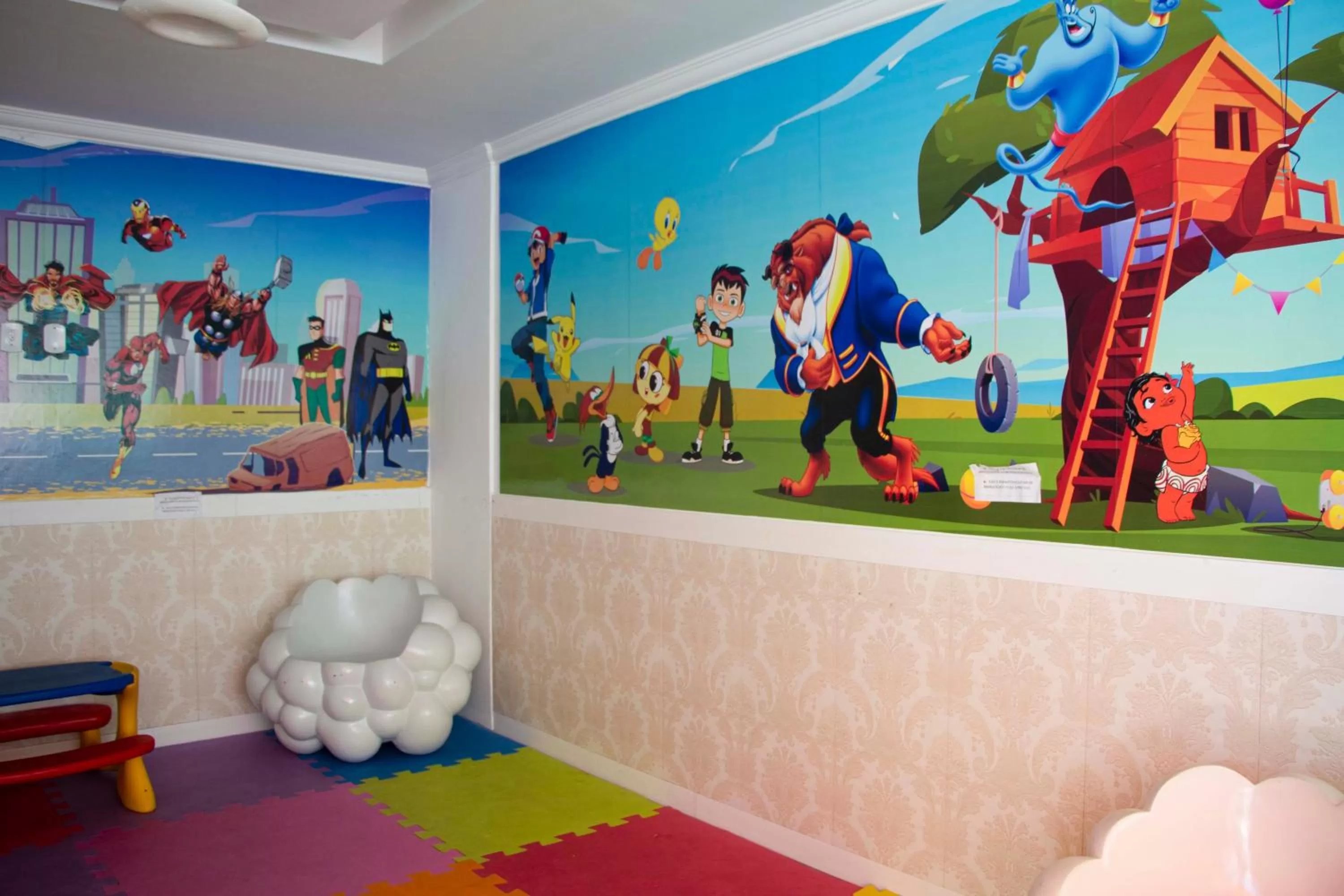 Children play ground in Pousada SUN Victory