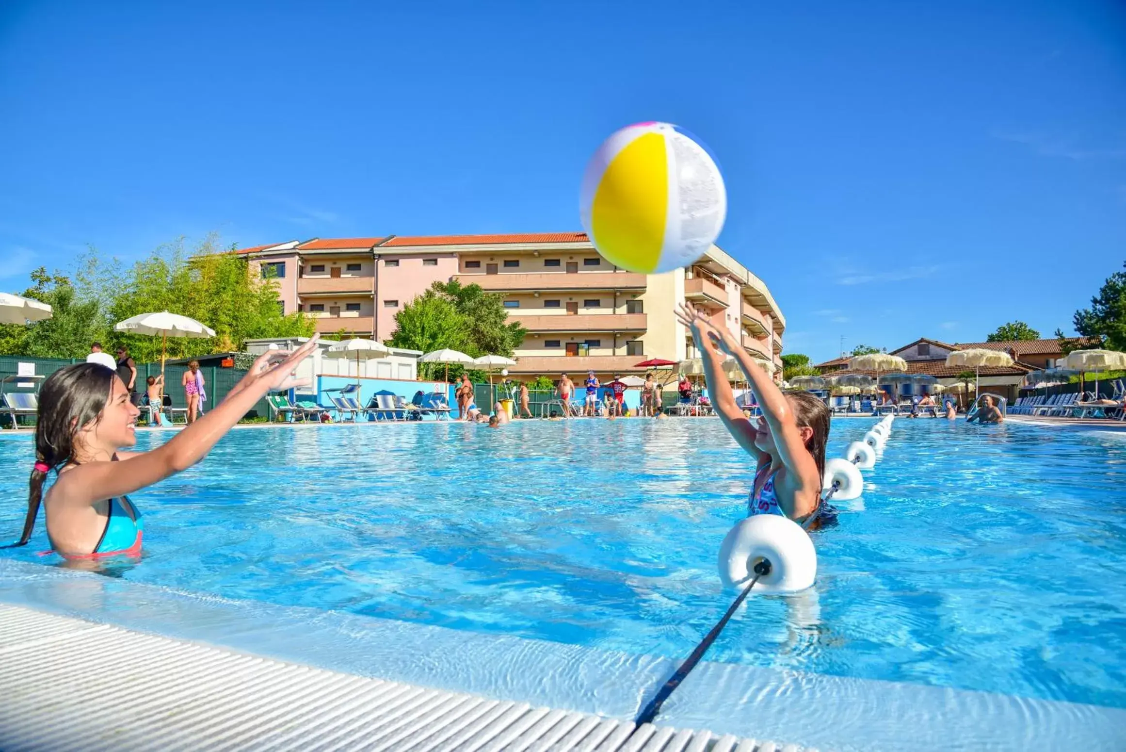 Day, Swimming Pool in Aparthotel Costa Paradiso