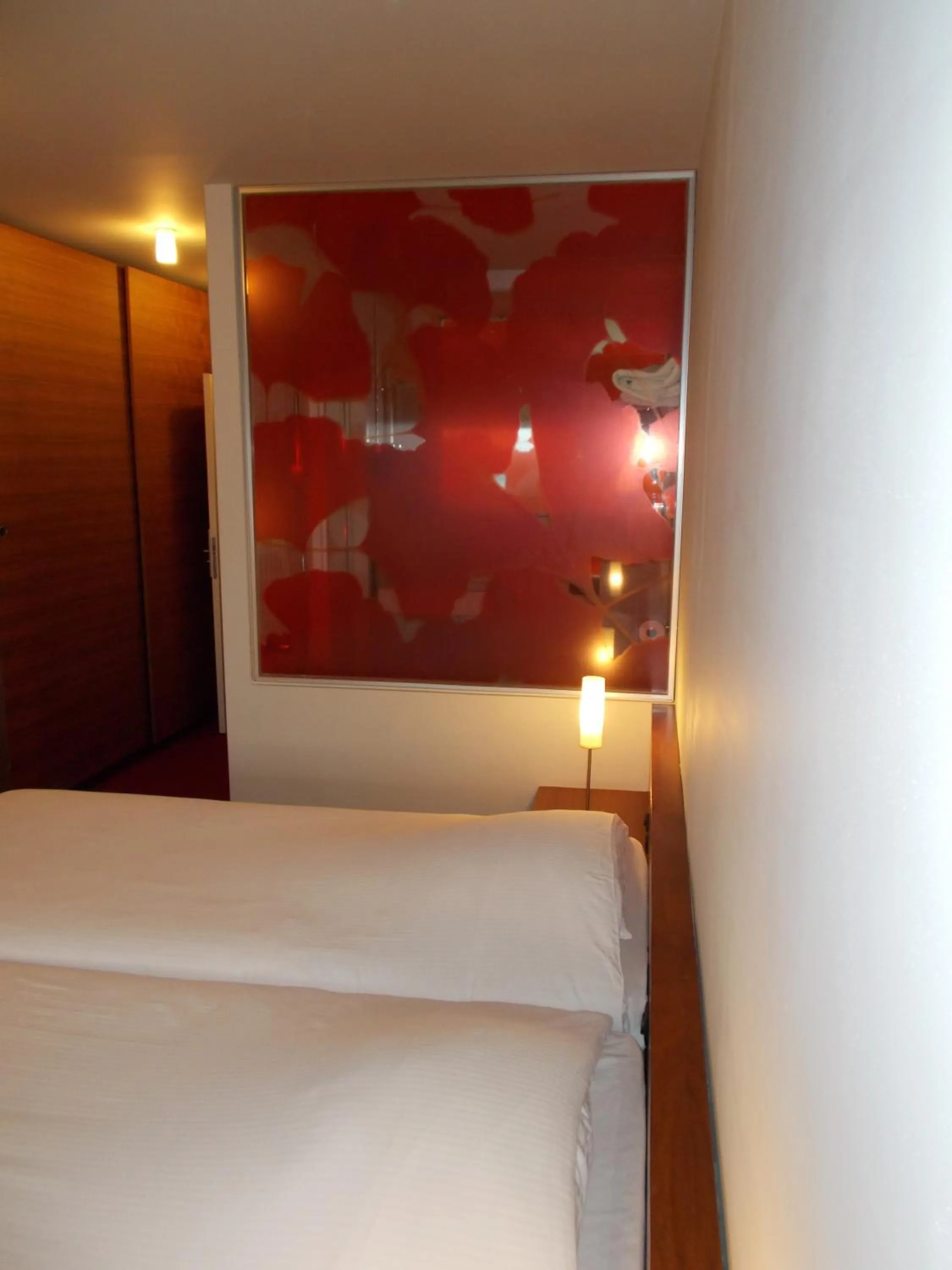 Bed in Hotel Corbie Lommel