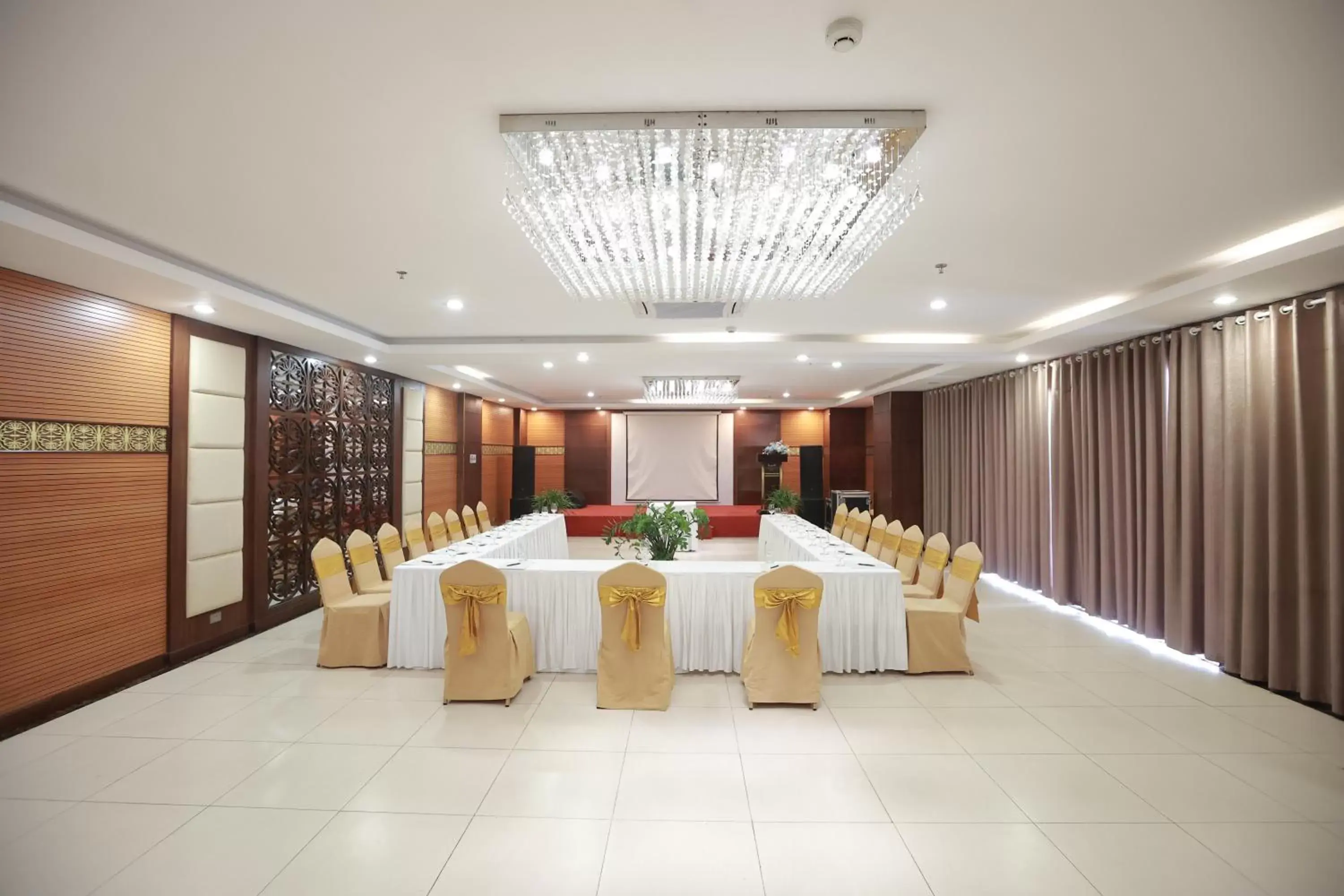 Meeting/conference room in Muong Thanh Holiday Hoi An Hotel