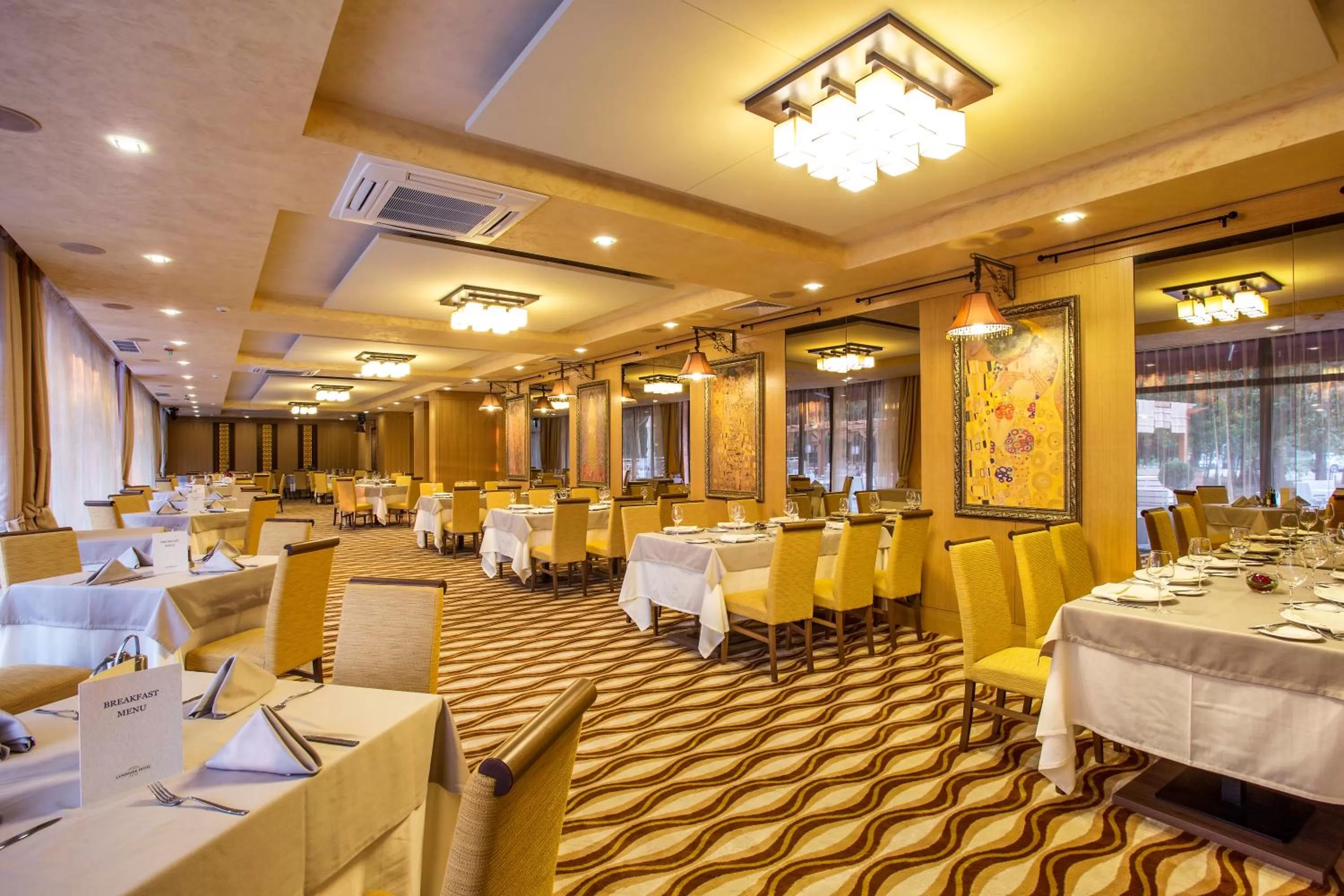 Restaurant/places to eat in Landmark Creek Hotel Plovdiv