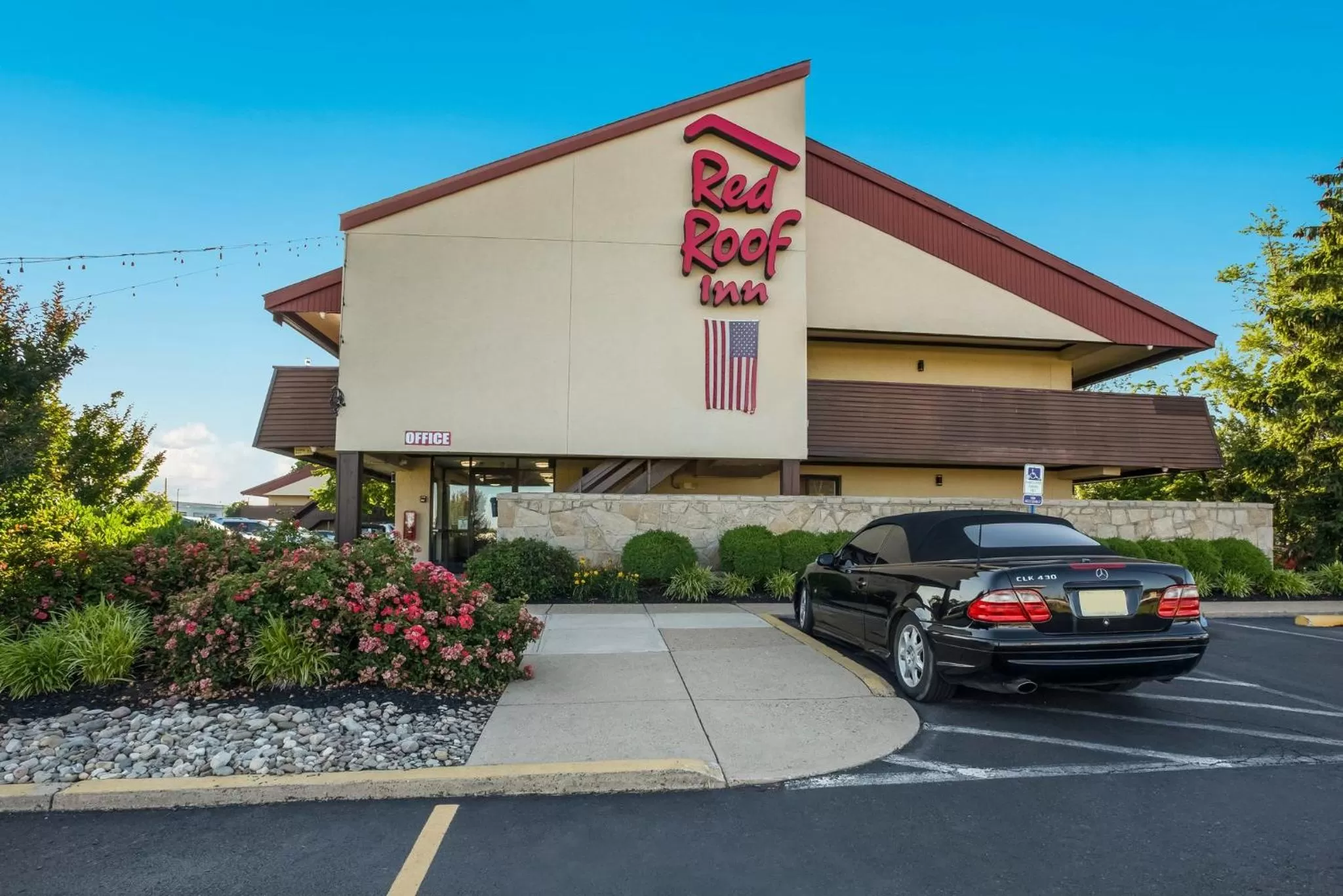 Property building in Red Roof Inn Philadelphia - Trevose
