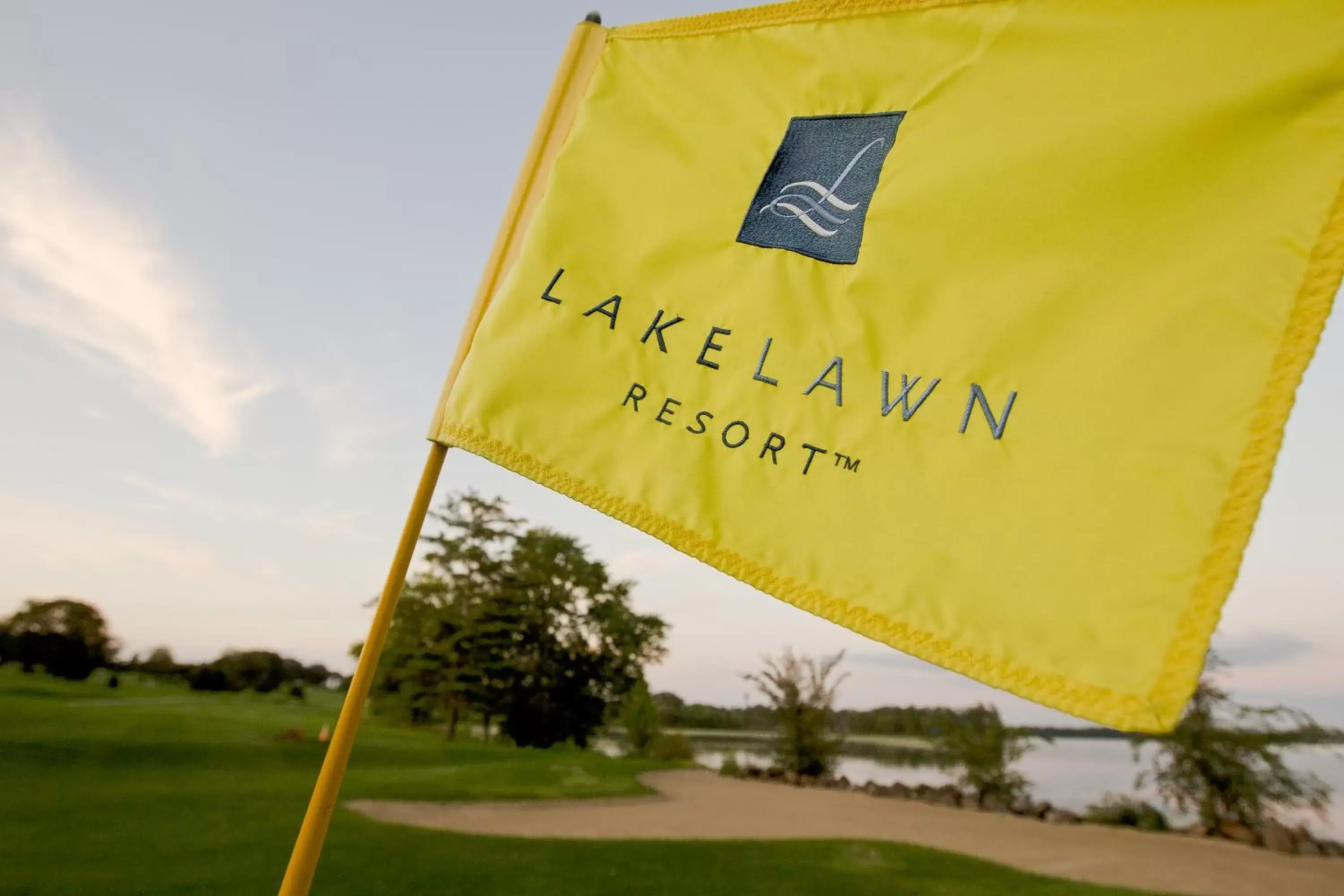 Golfcourse in Lake Lawn Resort