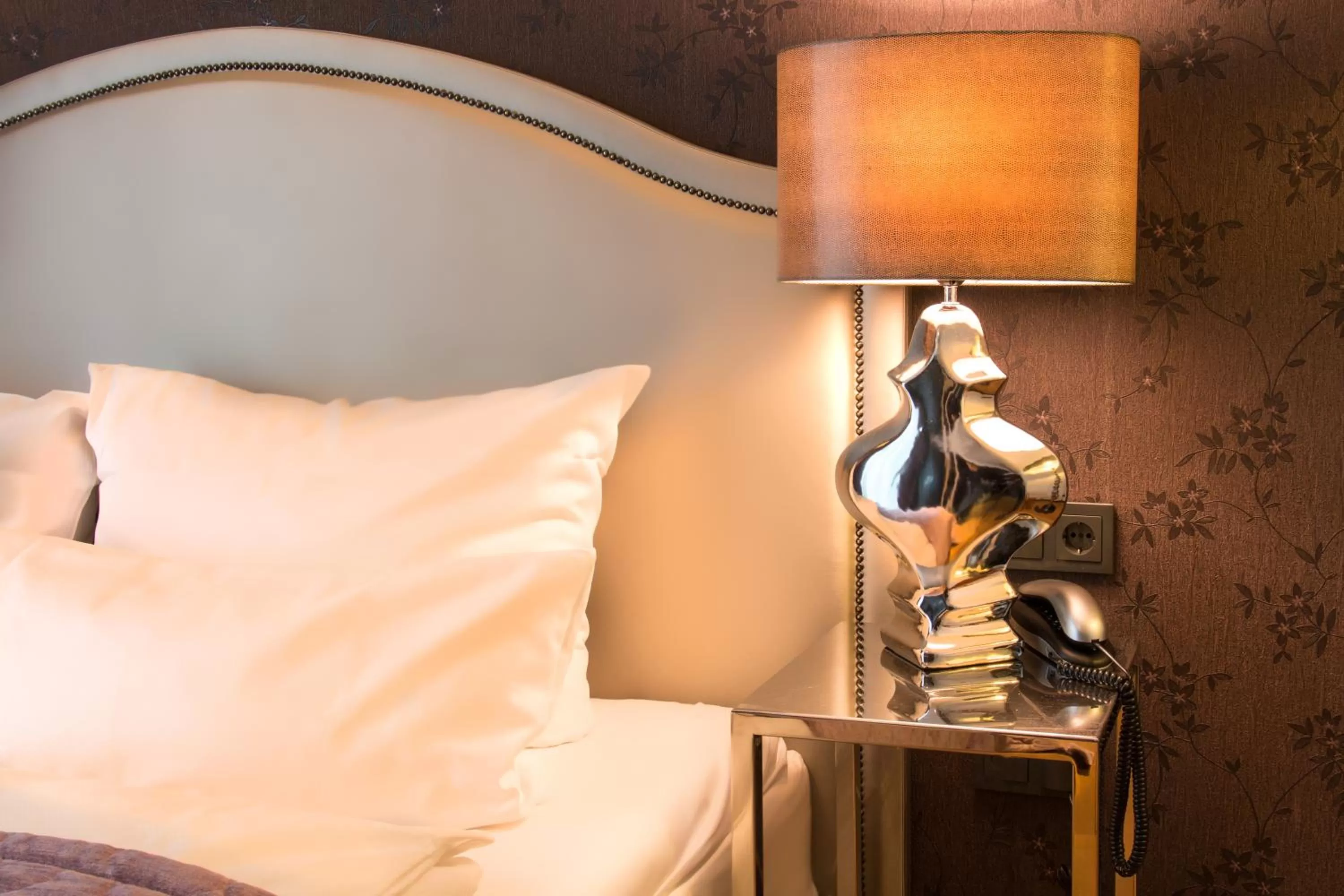 Decorative detail, Bed in La Mansion Vi Vadi Hotel