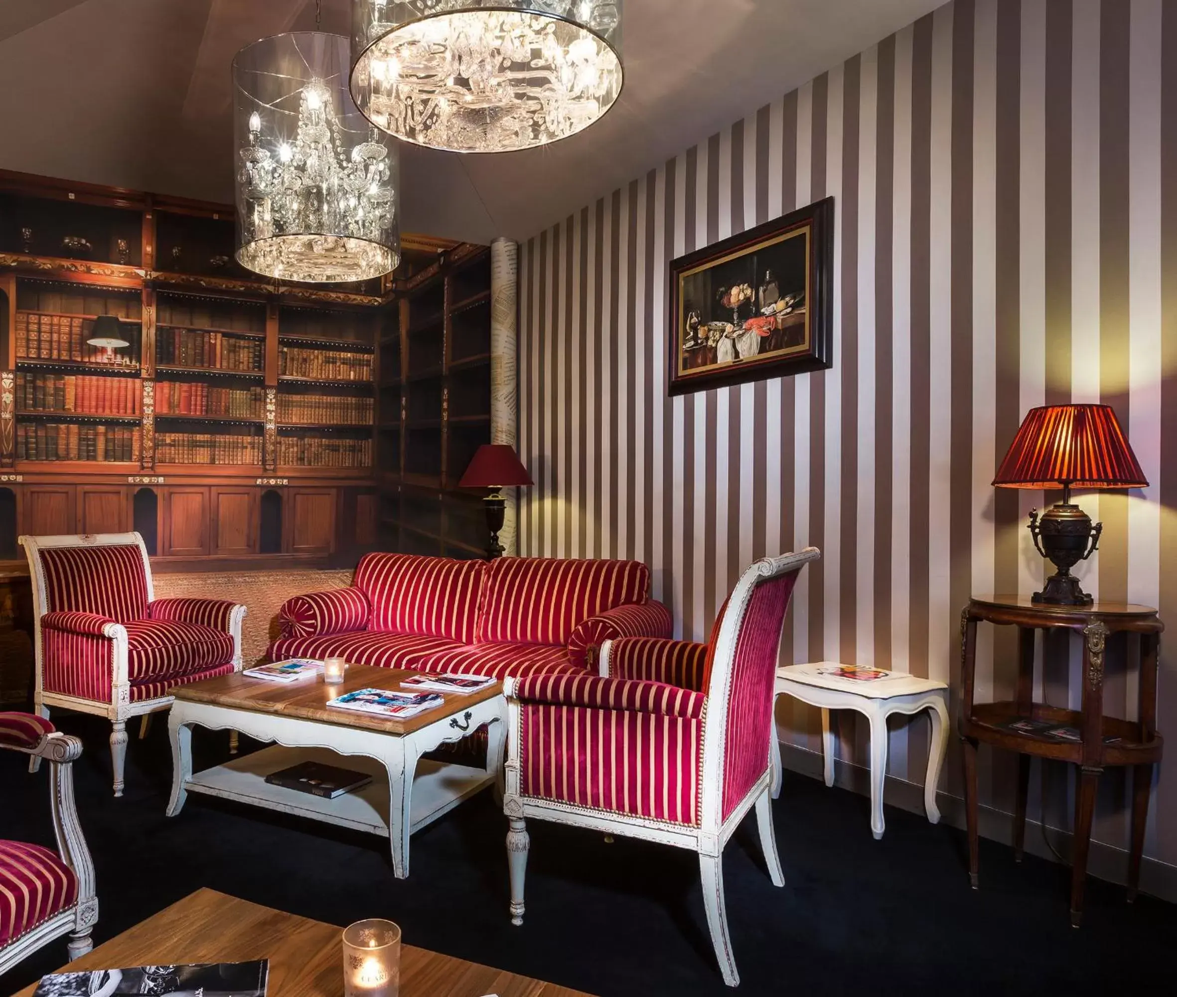 Lounge or bar, Restaurant/Places to Eat in Hotel Claridge Paris