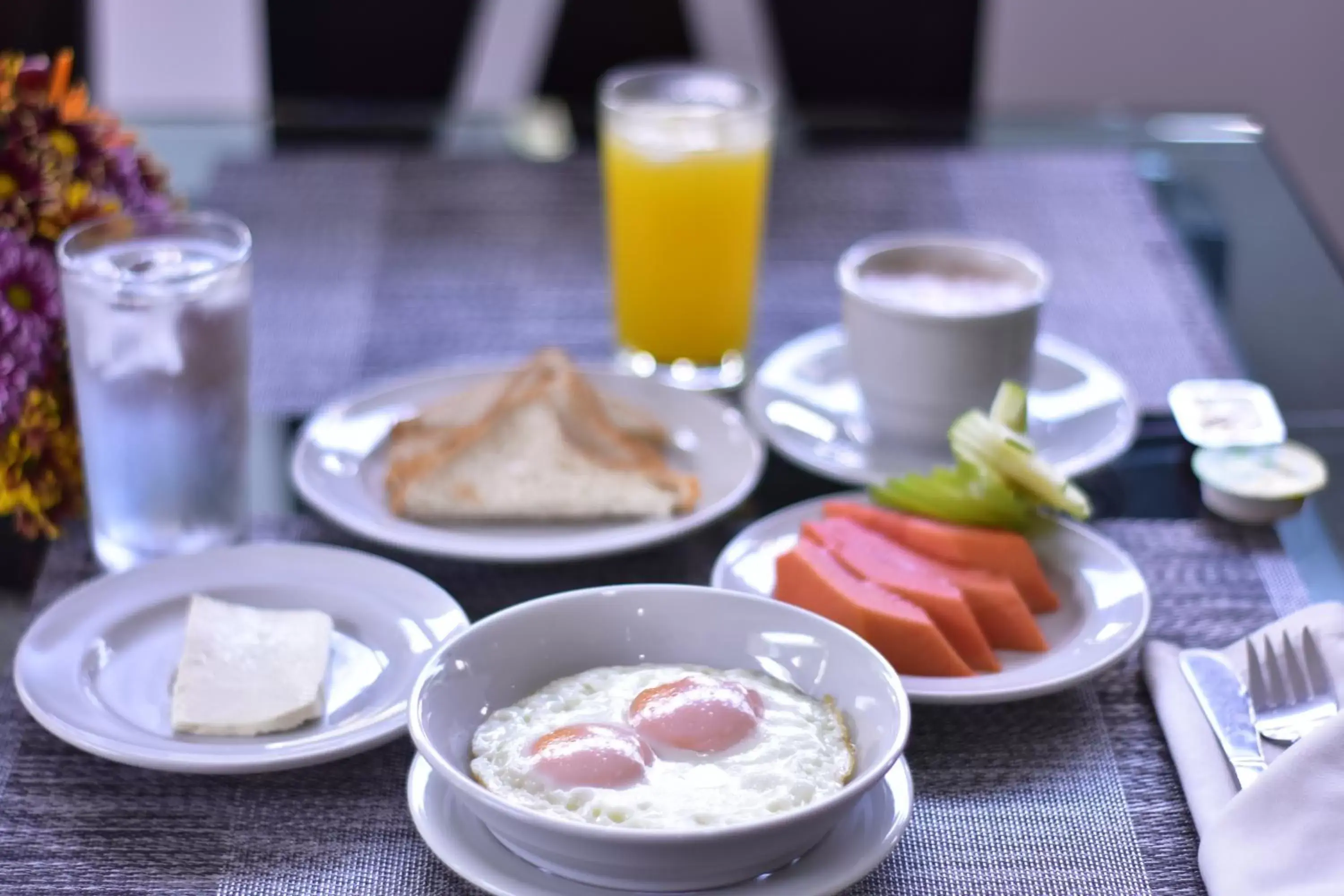 Food, Breakfast in Hotel Flamingo Cali