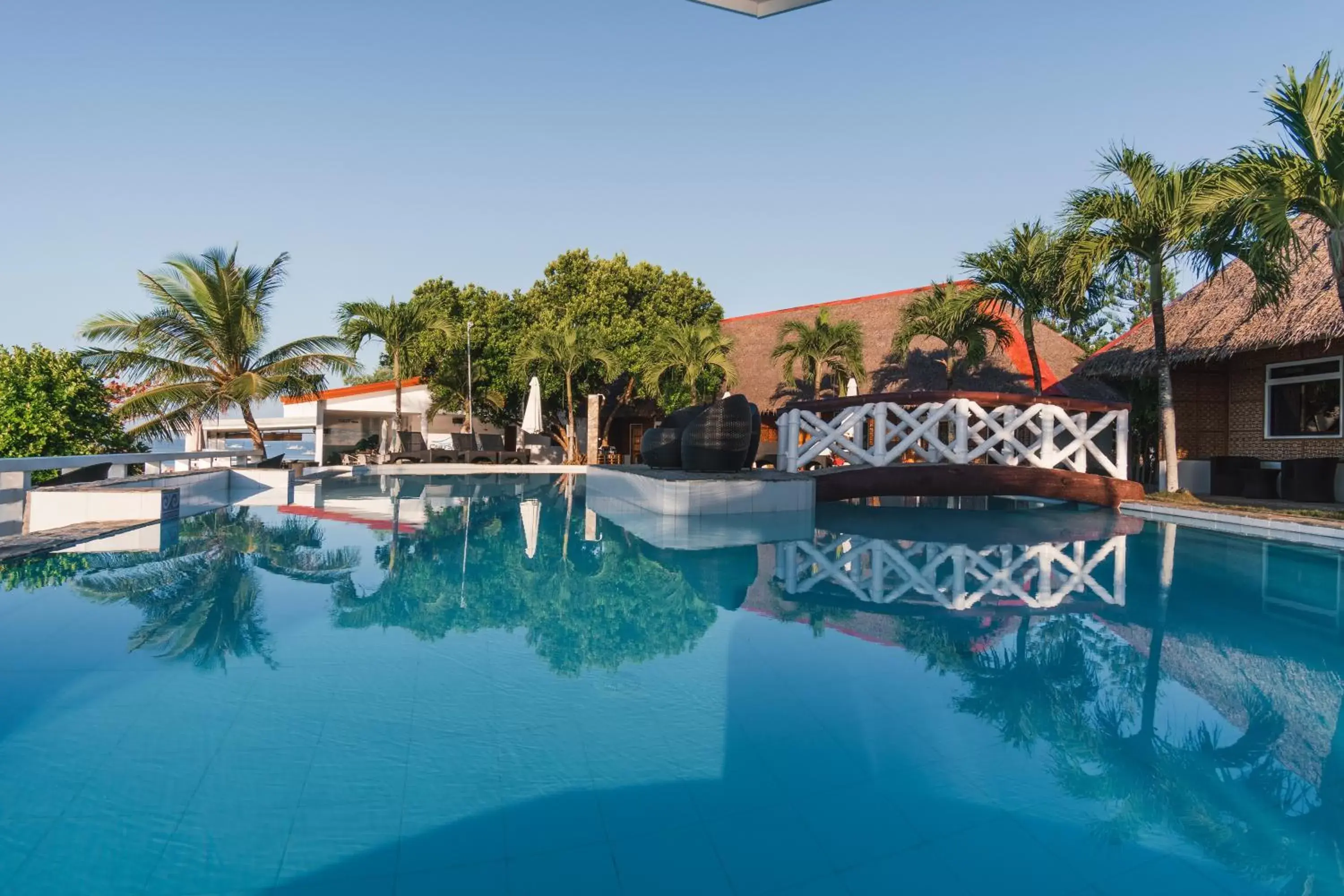 Swimming Pool in Cliffside Resort