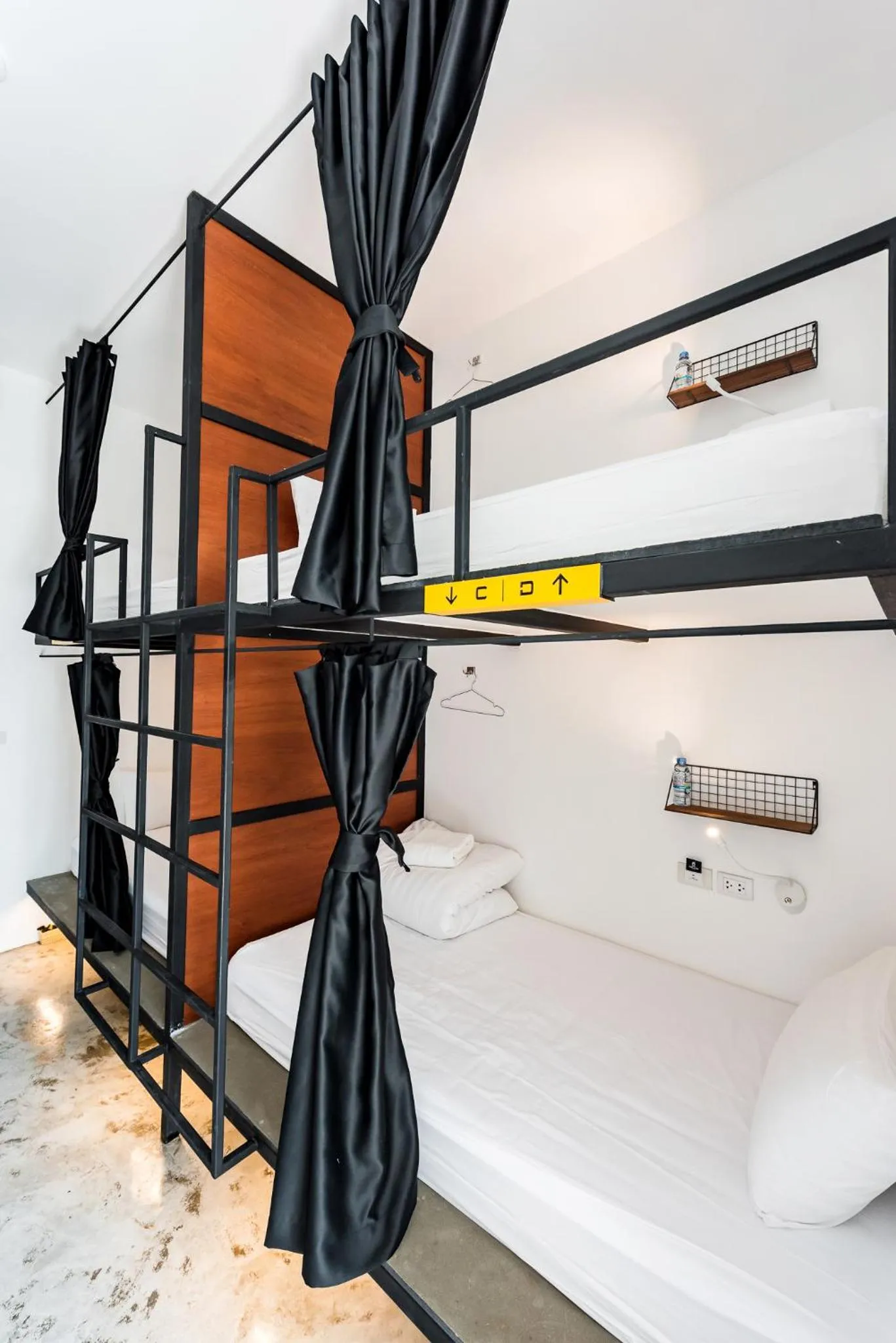 bunk bed, Bed in Book a Bed Poshtel - SHA Plus