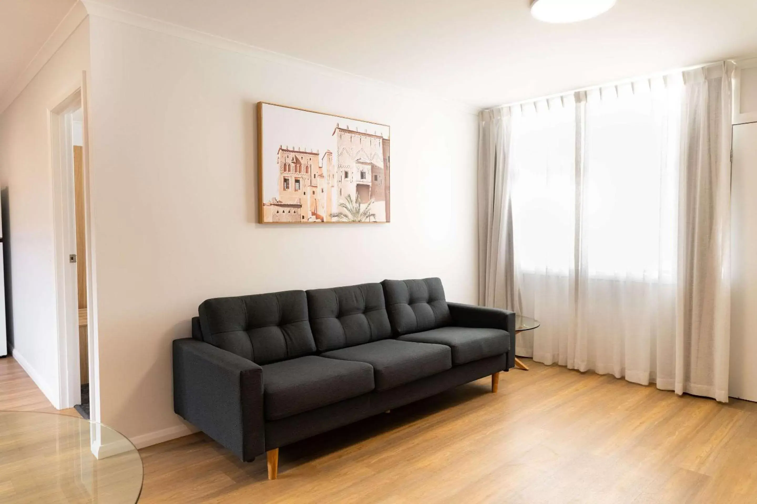 Bedroom, Seating Area in Econo Lodge Mildura