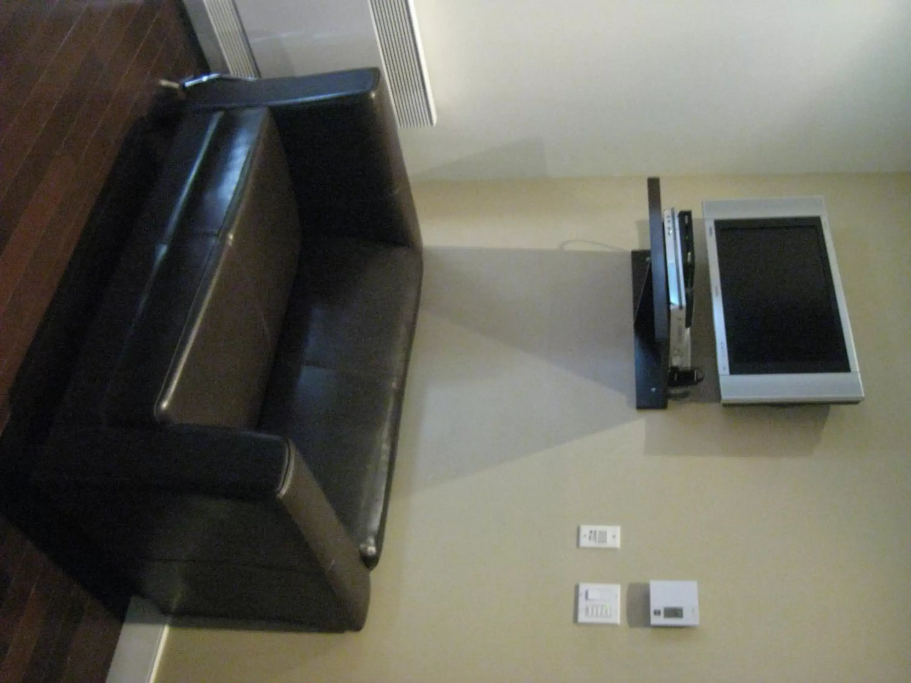 TV and multimedia, Seating Area in Le Relais Lyonnais