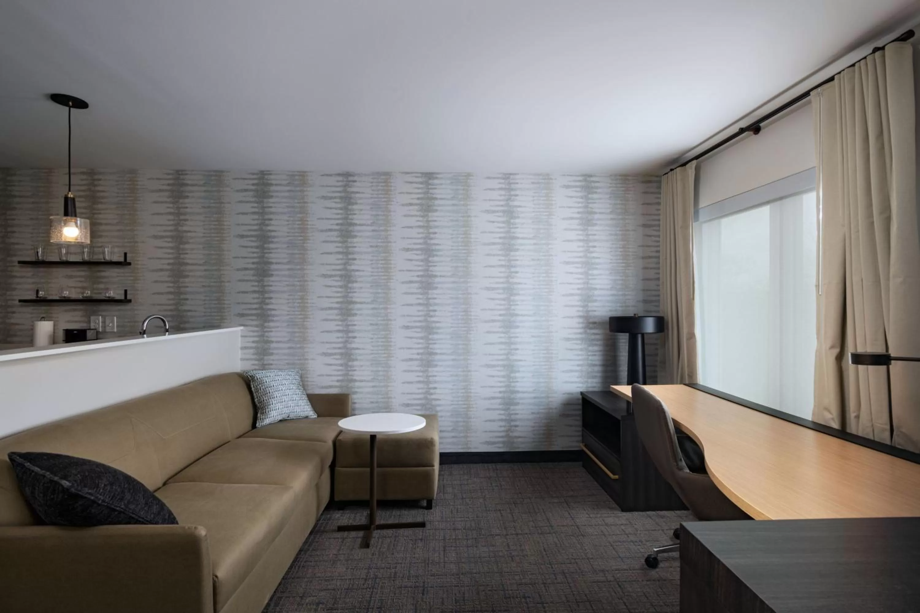 Living room in Residence Inn New Brunswick Tower Center Blvd.