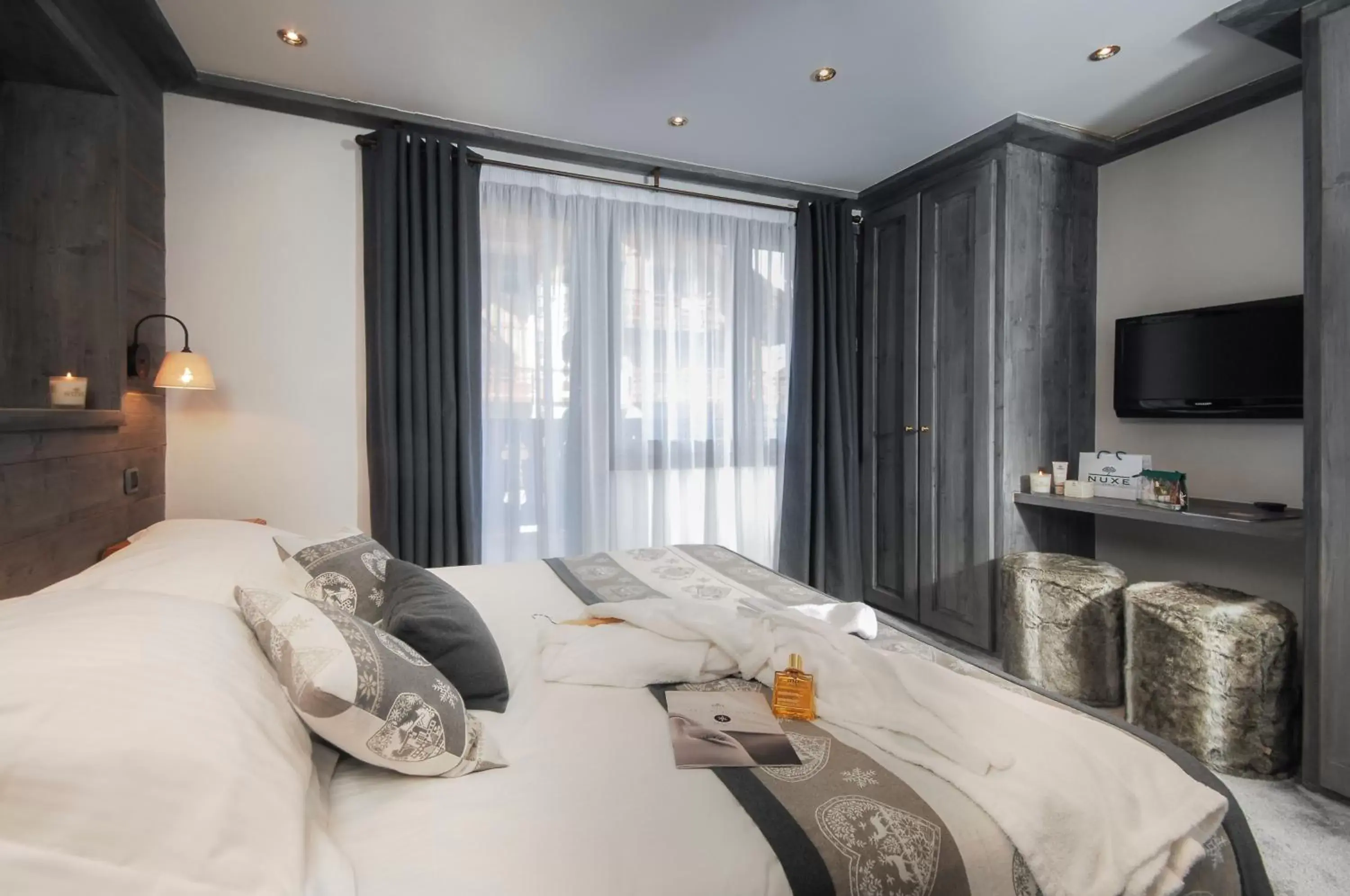 Standard Double or Twin Room in Hotel La Chaudanne Standard Double or Twin Room in Hotel La Chaudanne