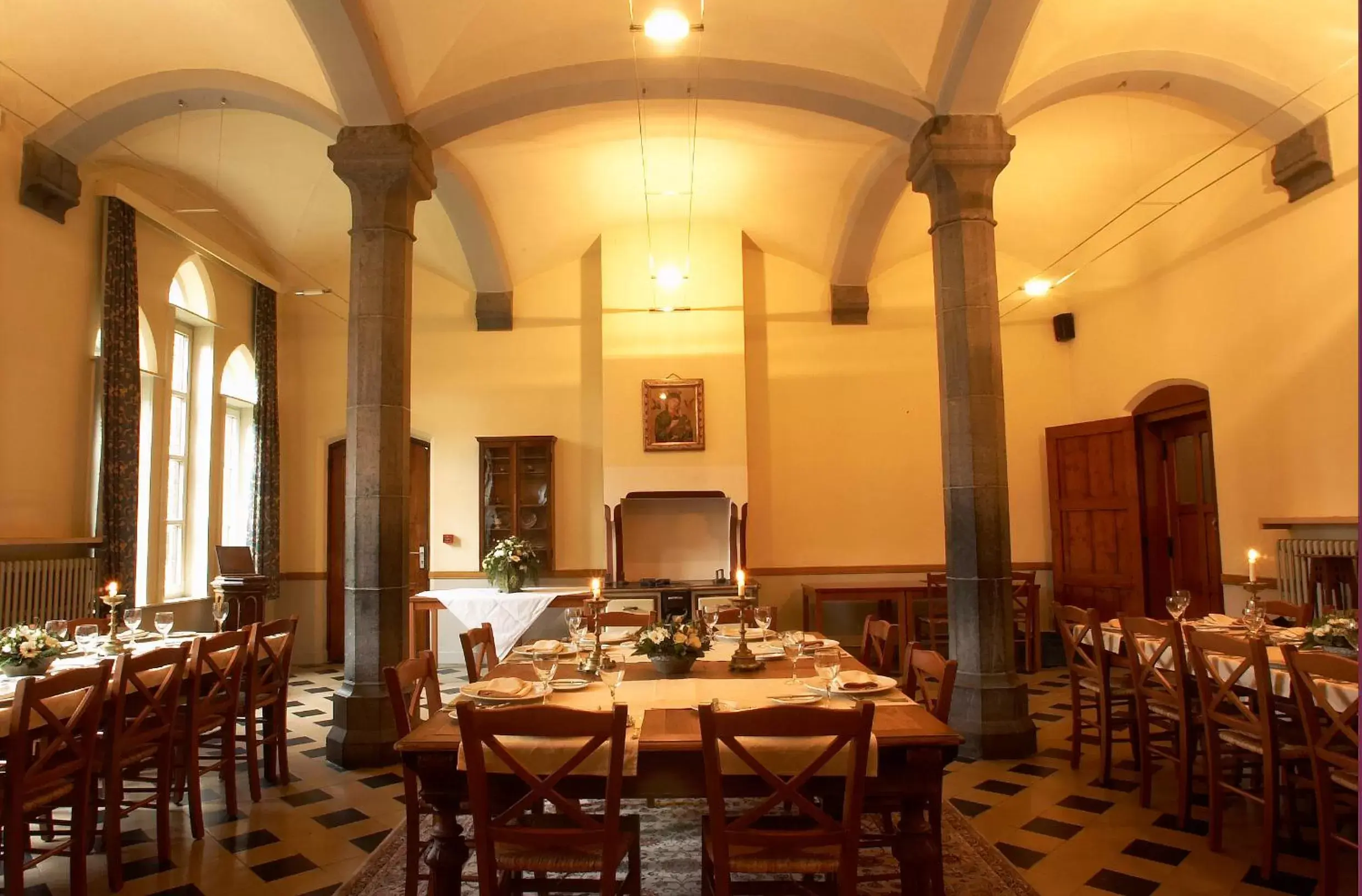 Restaurant/Places to Eat in Hotel Monasterium PoortAckere