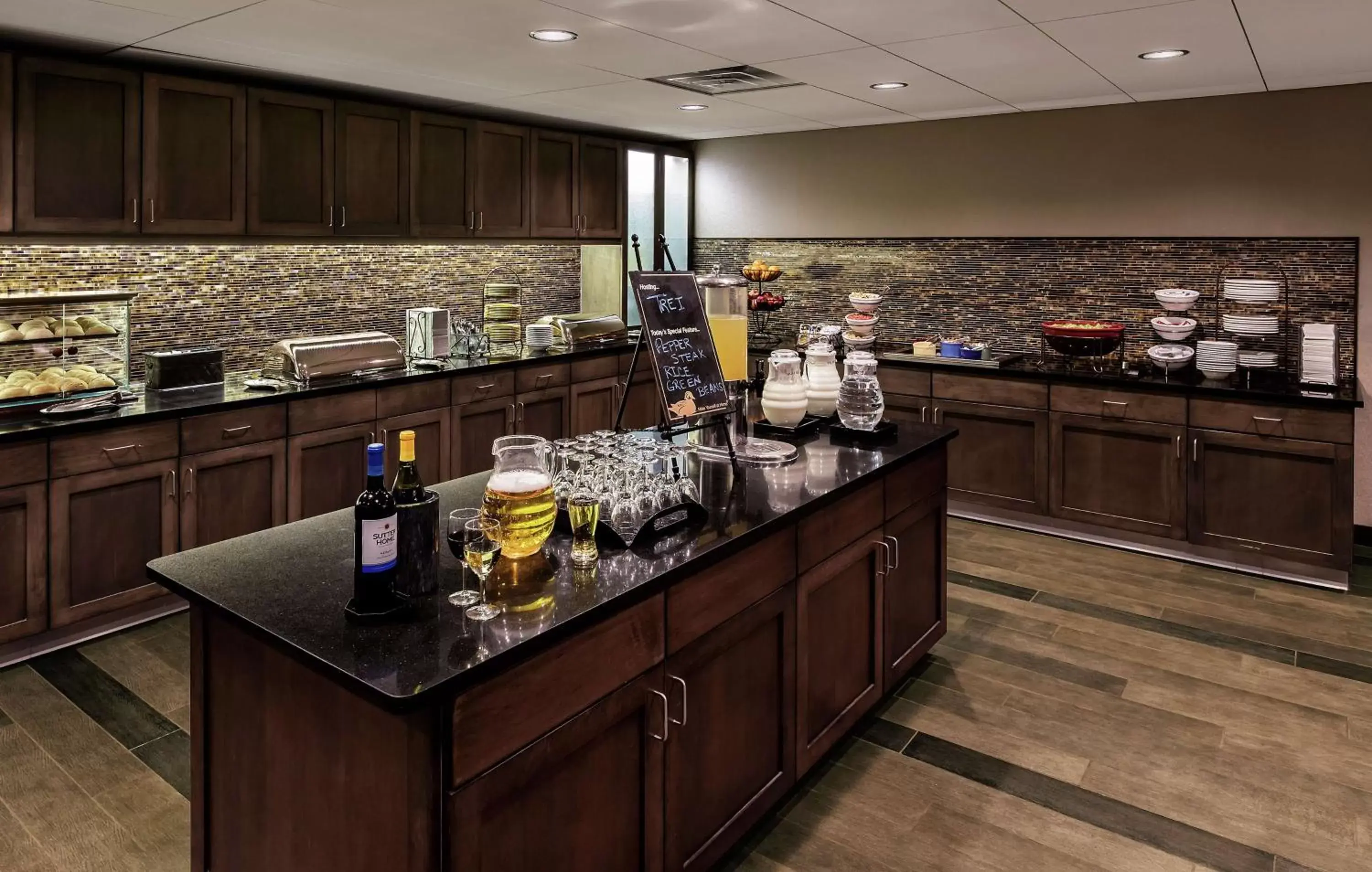 Dining area, Restaurant/Places to Eat in Homewood Suites by Hilton Buffalo/Airport