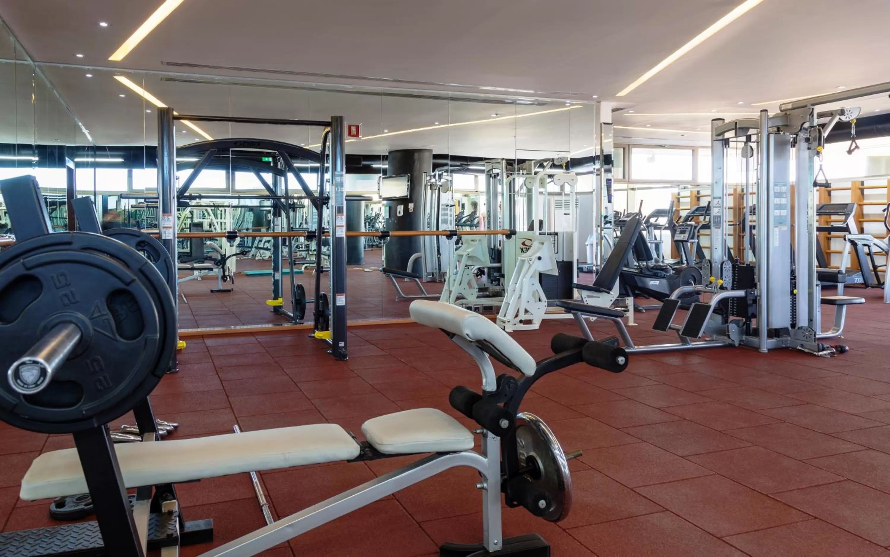 Fitness centre/facilities in Mövenpick Hotel Amman