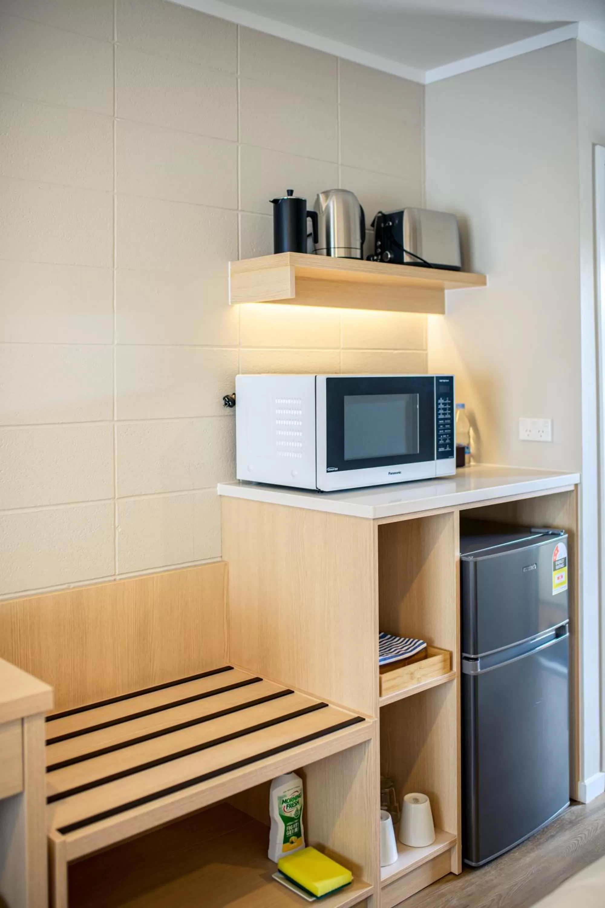 Kitchen or kitchenette in Takapuna International Motor Lodge
