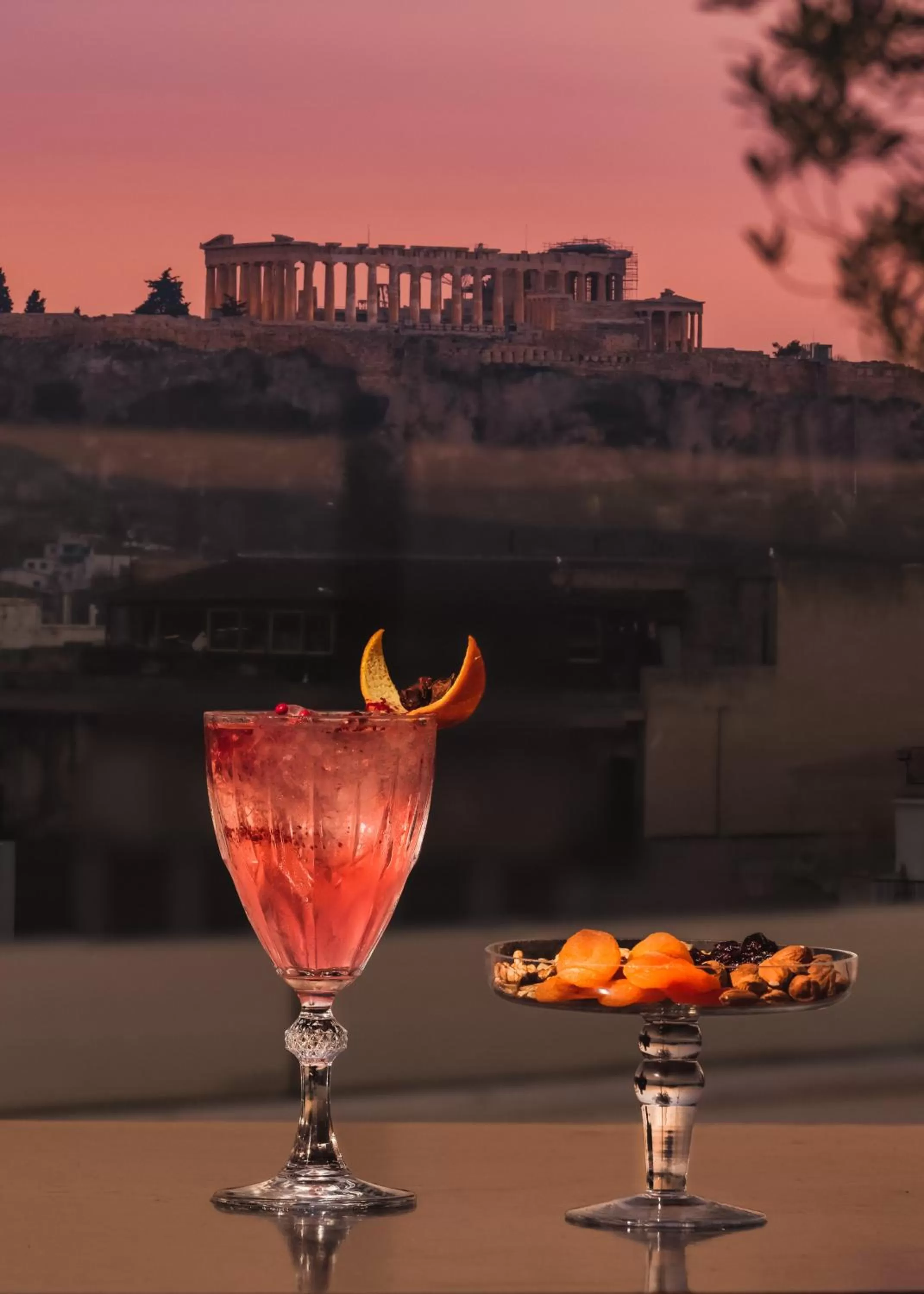 Restaurant/places to eat in Titania Hotel