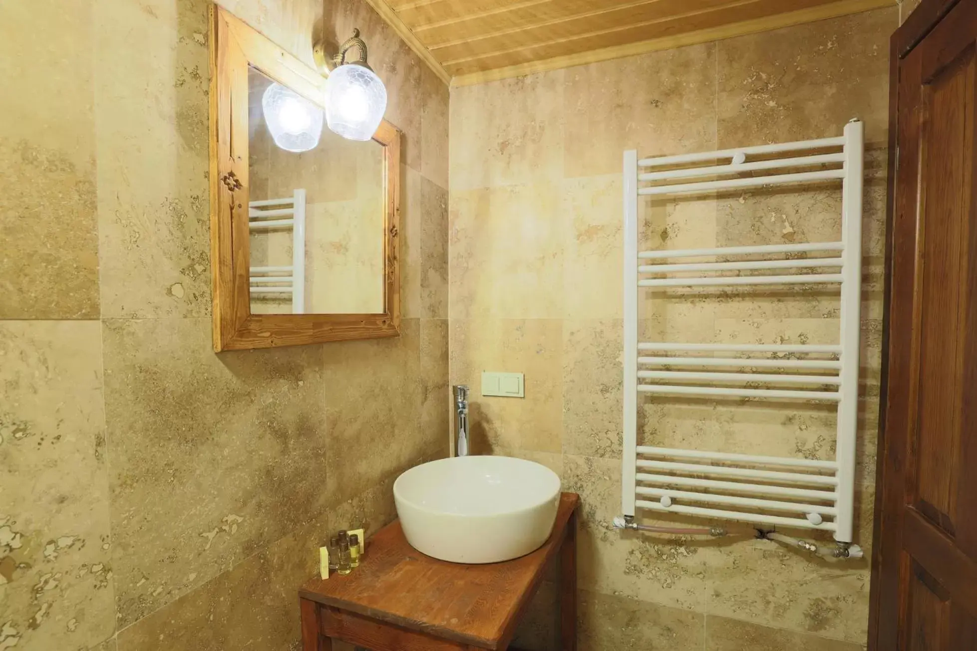 Bathroom in Balloon View Hotel Bathroom in Balloon View Hotel