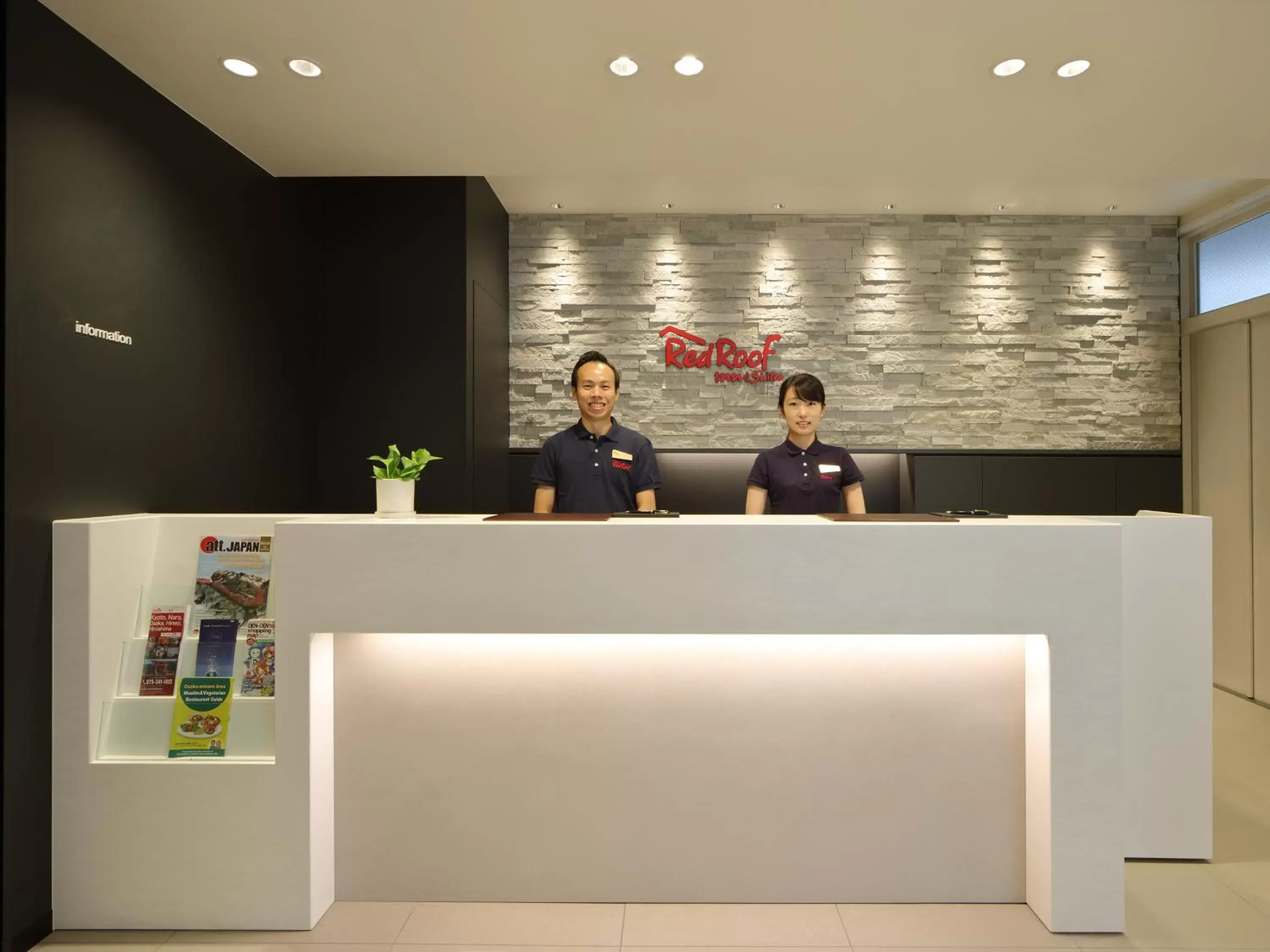 Lobby or reception in Red Roof Inn & Suites Osaka Namba Nipponbashi