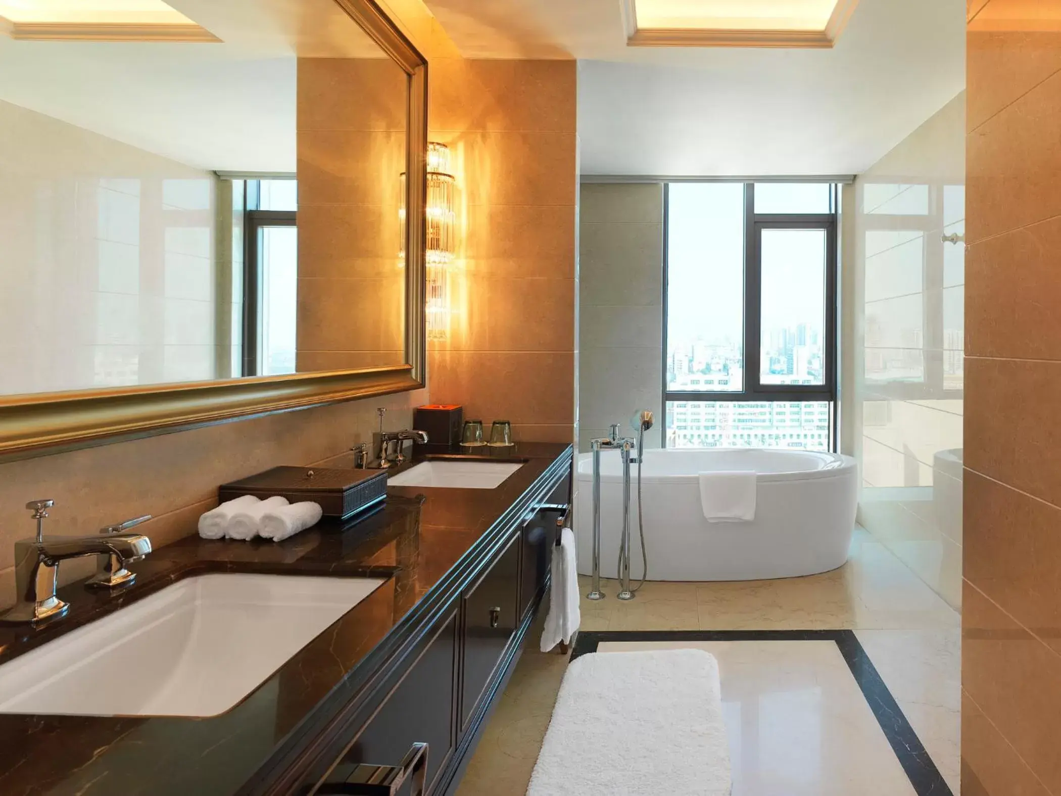 Bathroom in Sheraton Shantou Hotel