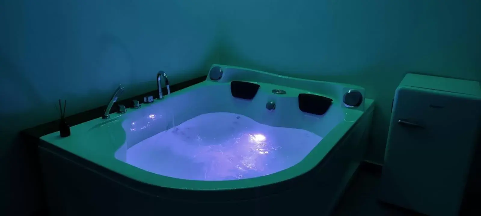 Double Room with Spa Bath in Beb il Vicoletto Double Room with Spa Bath in Beb il Vicoletto