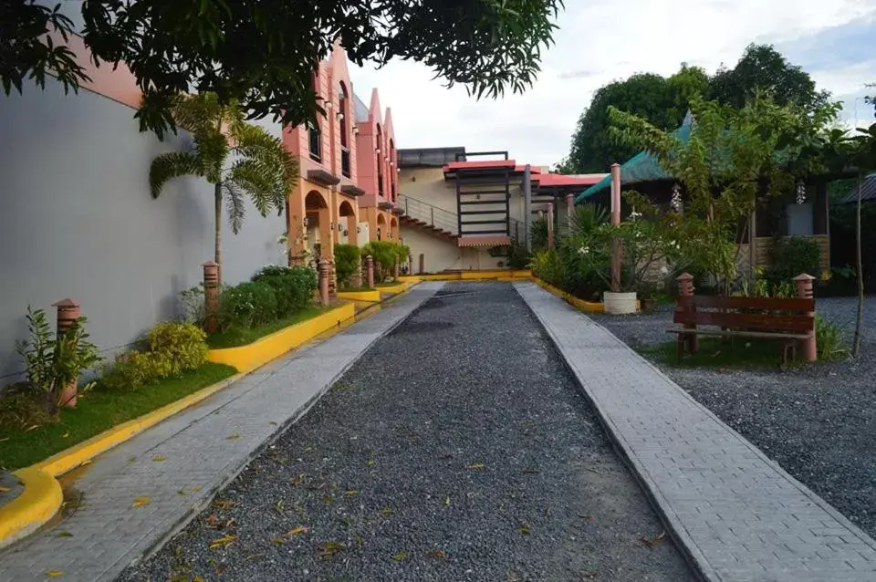 Quiet street view, Property Building in Manora Apartment