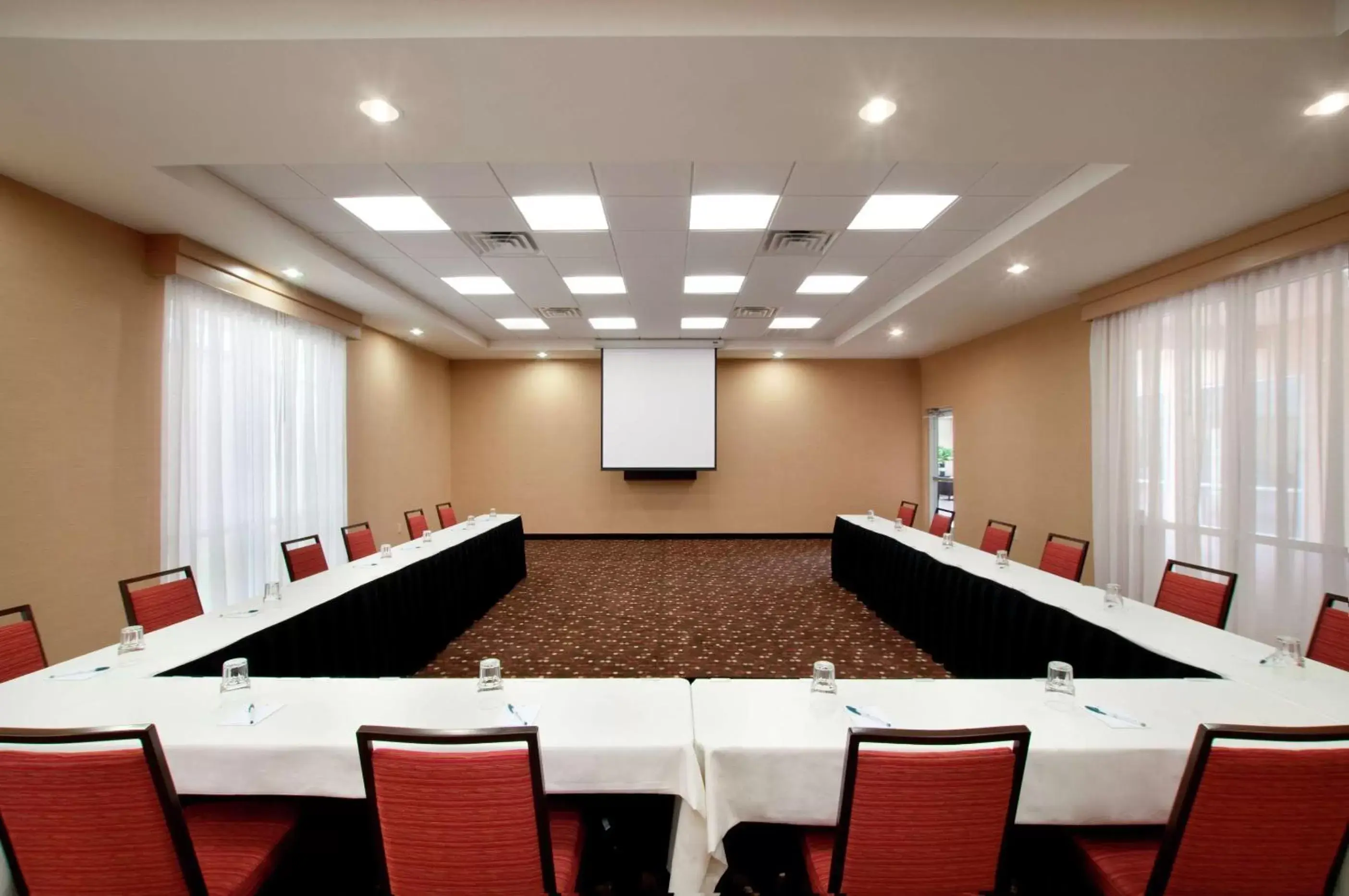 Meeting/conference room in Homewood Suites by Hilton Fort Worth West at Cityview