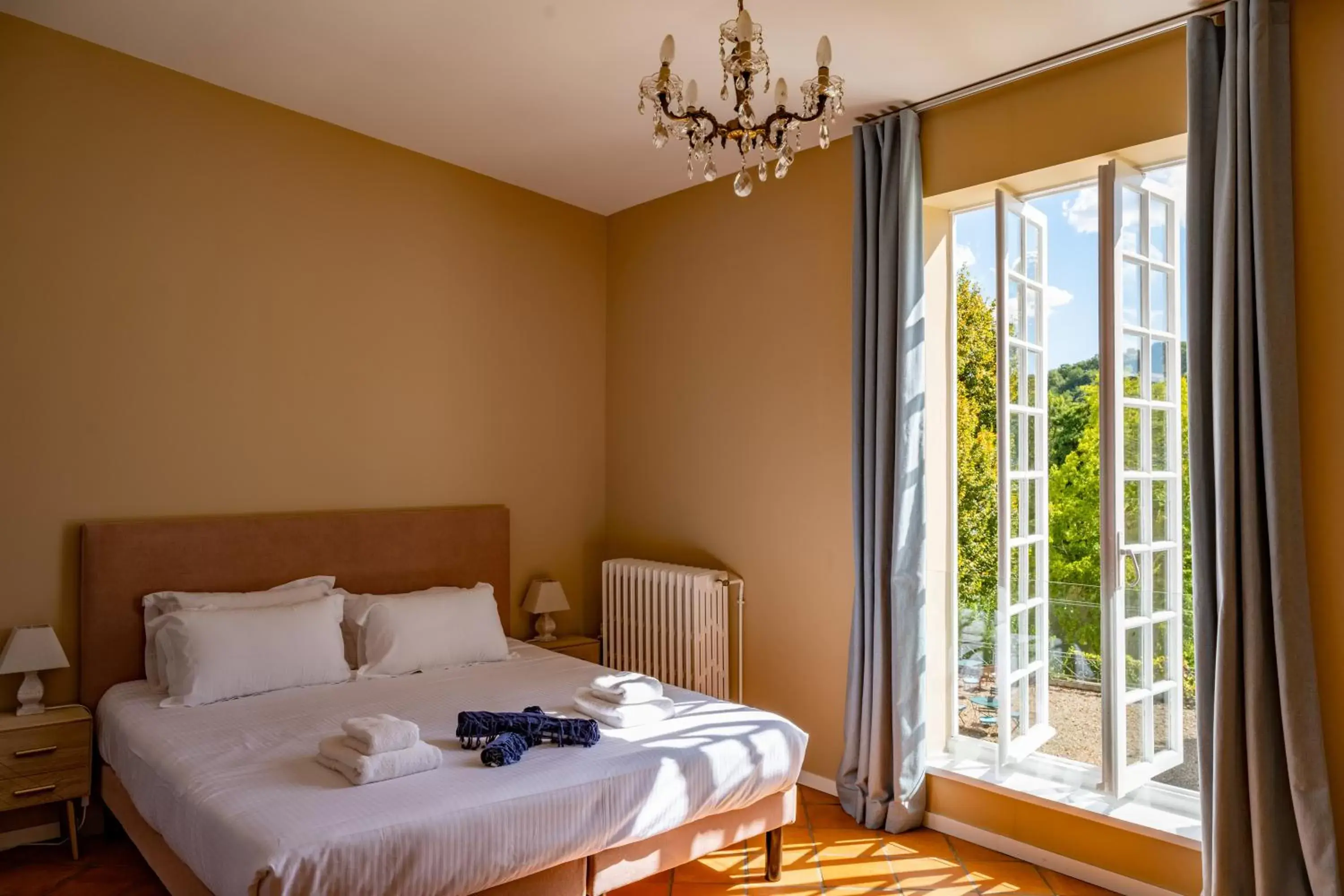 Bedroom in Château Destinée
