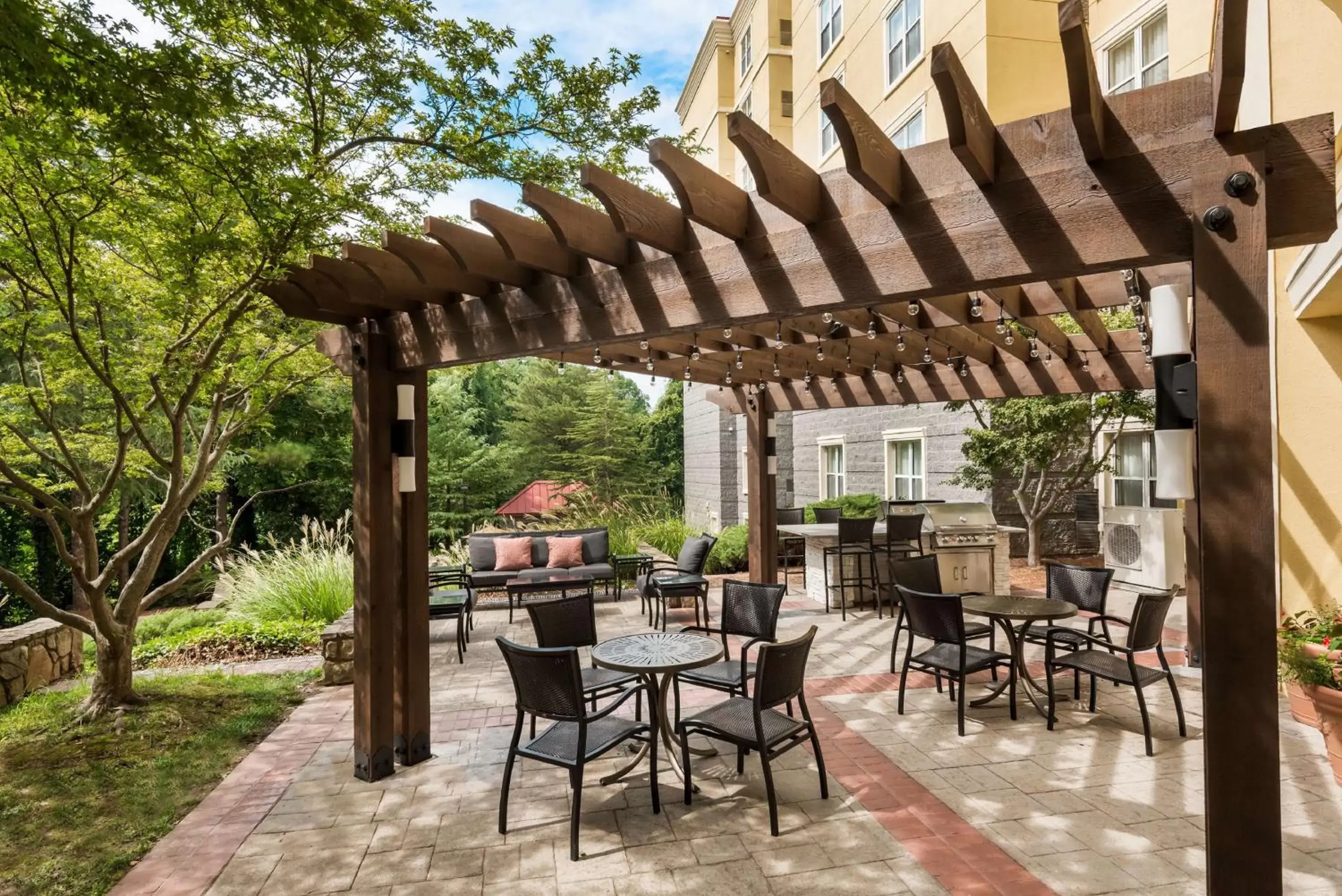 Patio in Homewood Suites by Hilton Raleigh/Crabtree Valley