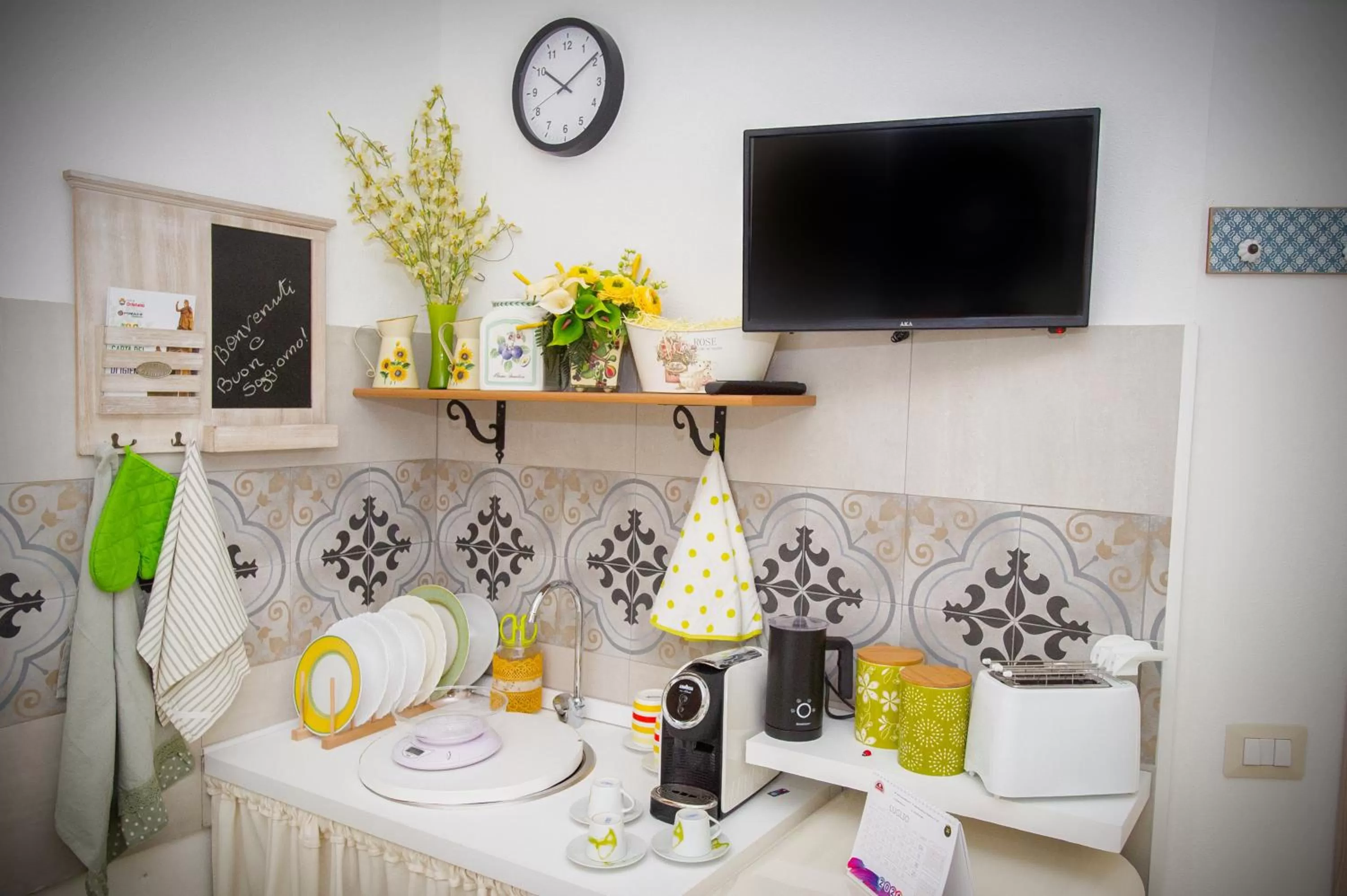 TV/Entertainment Center in Holiday Room Sa Tebia