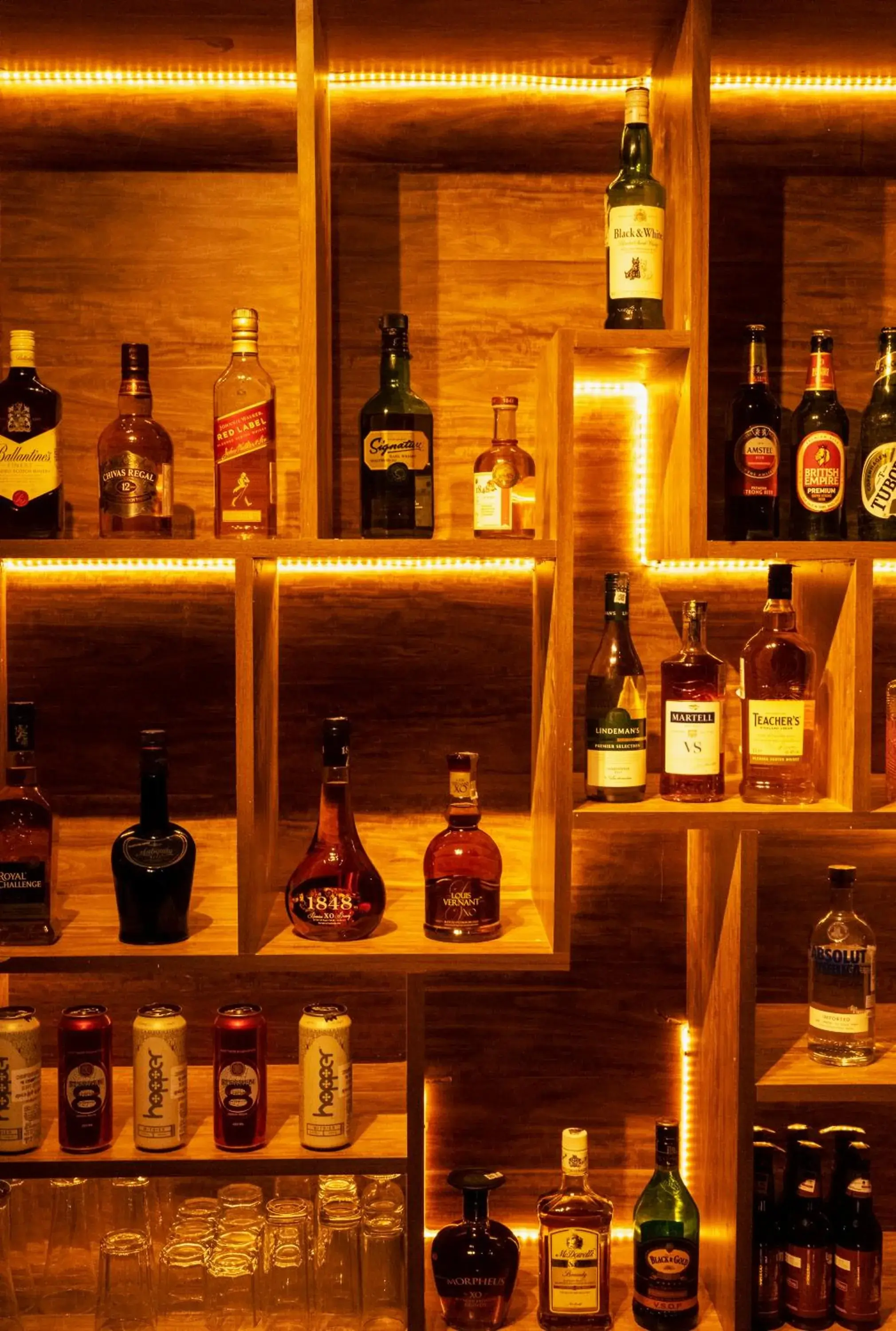 Lounge or bar in Moskva Hotel Lounge or bar in Moskva Hotel