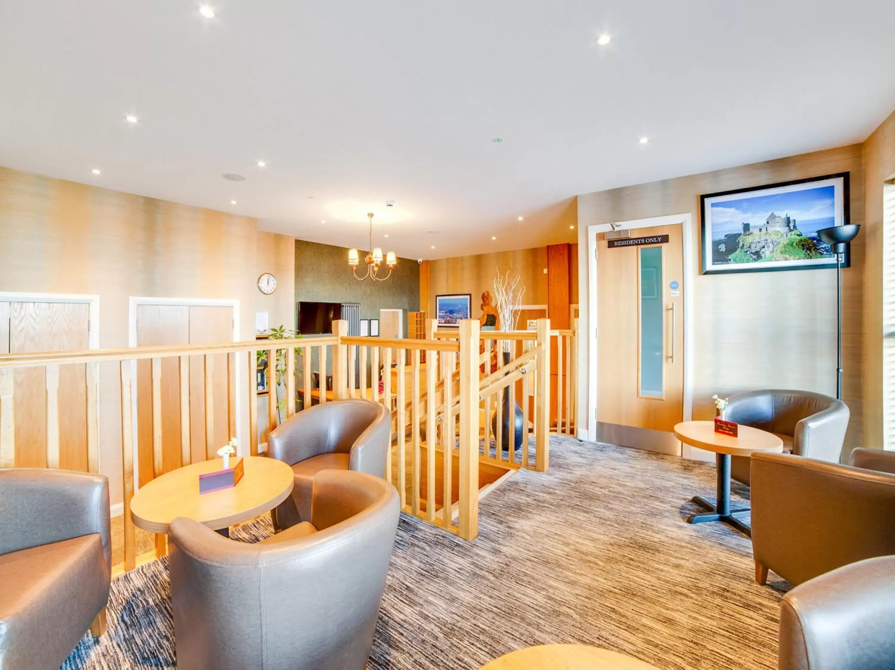 Seating Area in Standing Stones Lodge