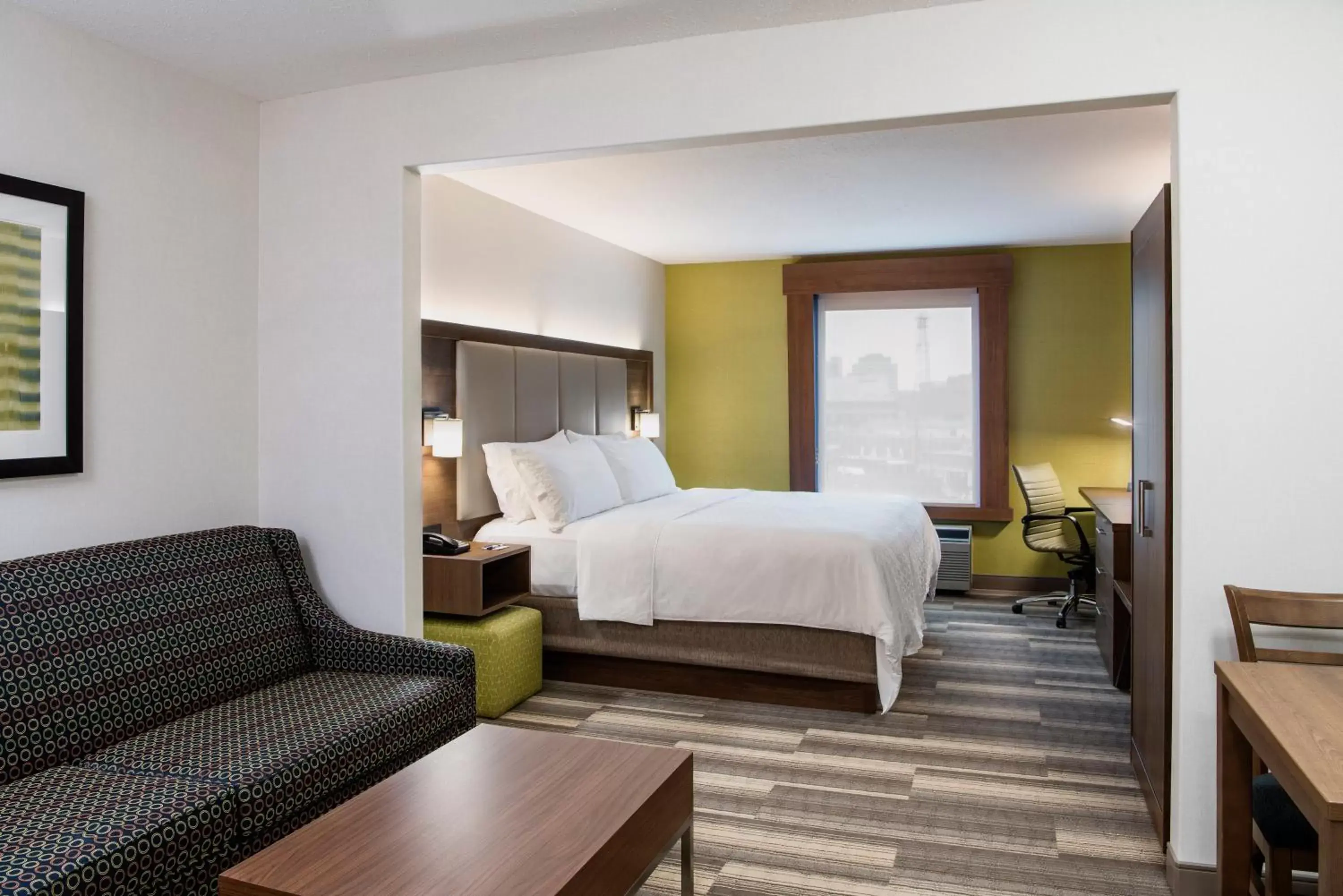 Photo of the whole room, Bed in Holiday Inn Express Hotel & Suites Saskatoon, an IHG Hotel