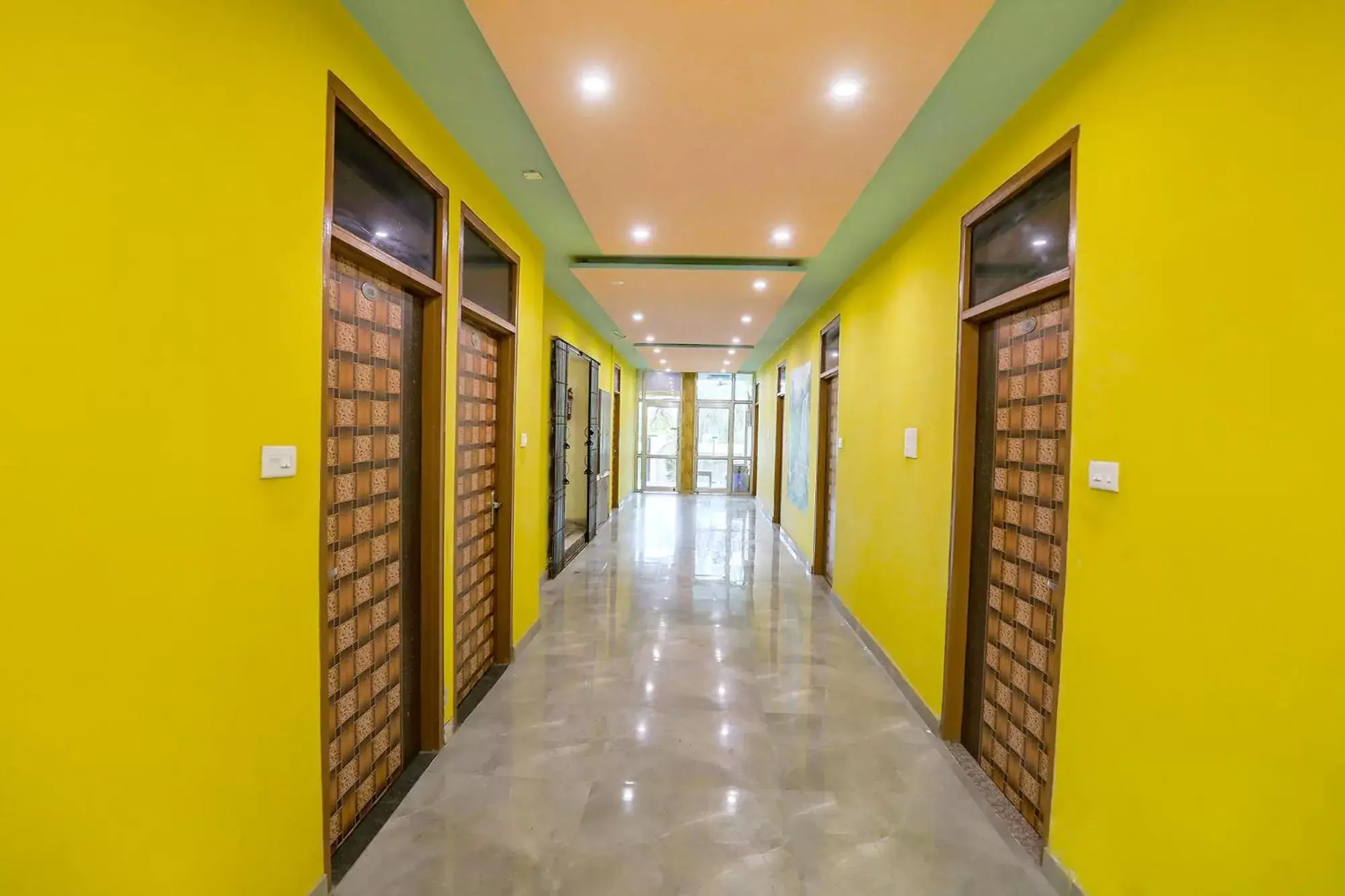 Lobby or reception in FabHotel Kriti Green Lobby or reception in FabHotel Kriti Green