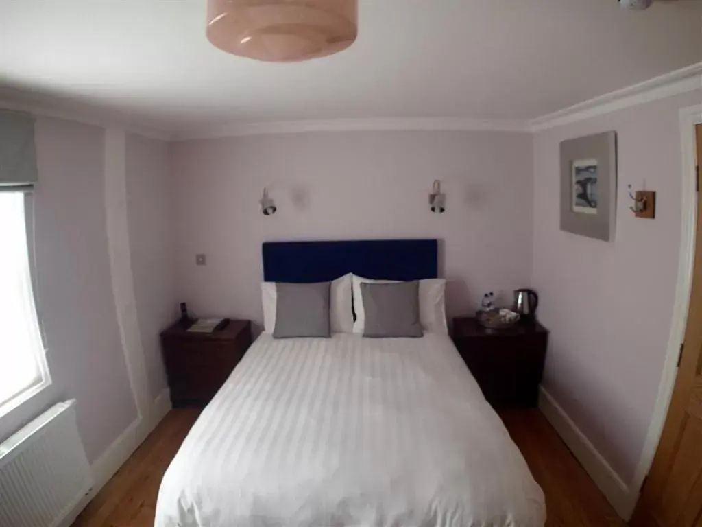 Double Room with Private Bathroom in The Falstaff Hotel & Restaurant Ramsgate