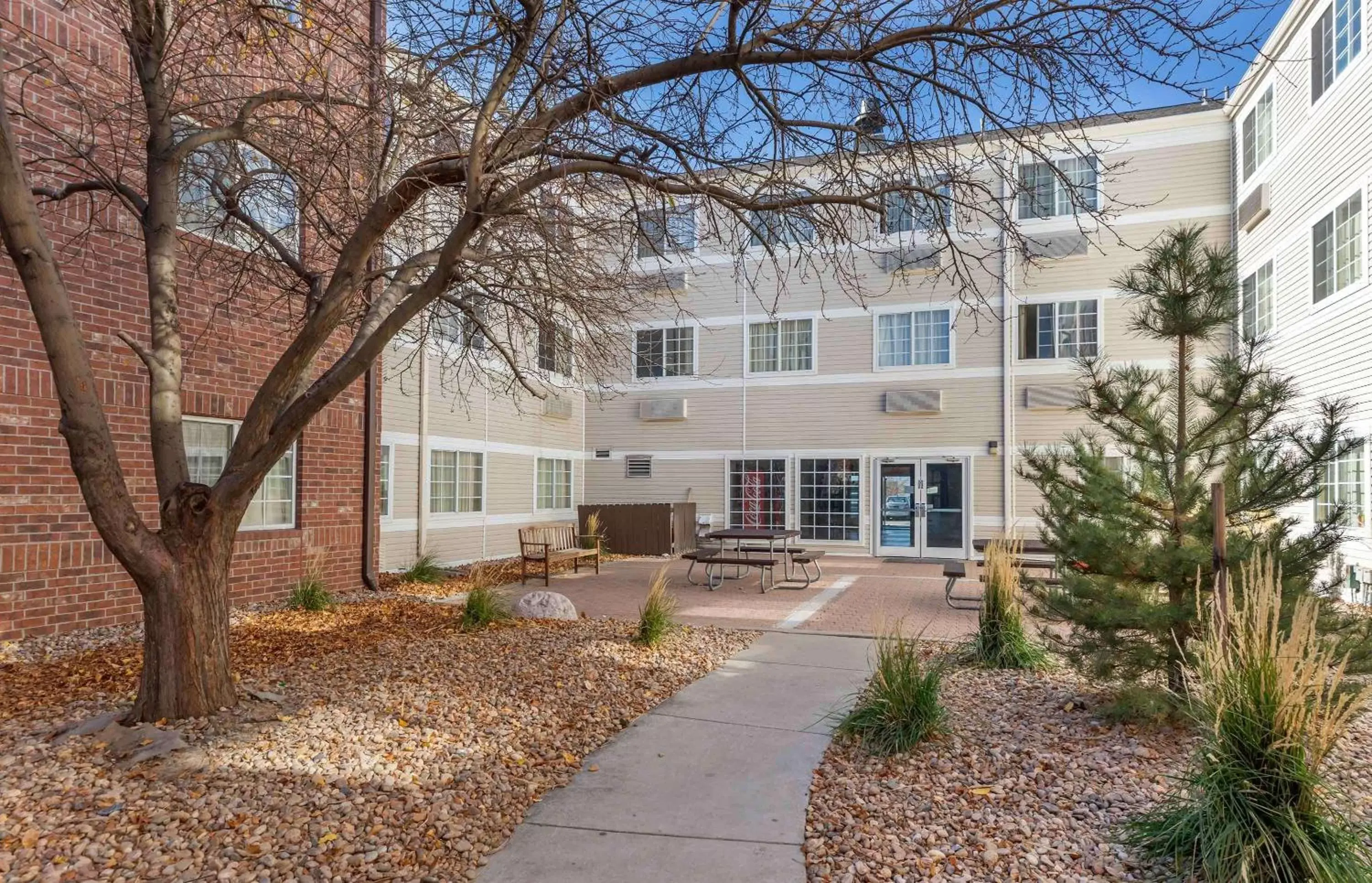 Property Building in Extended Stay America Suites - Denver - Tech Center South - Greenwood Village