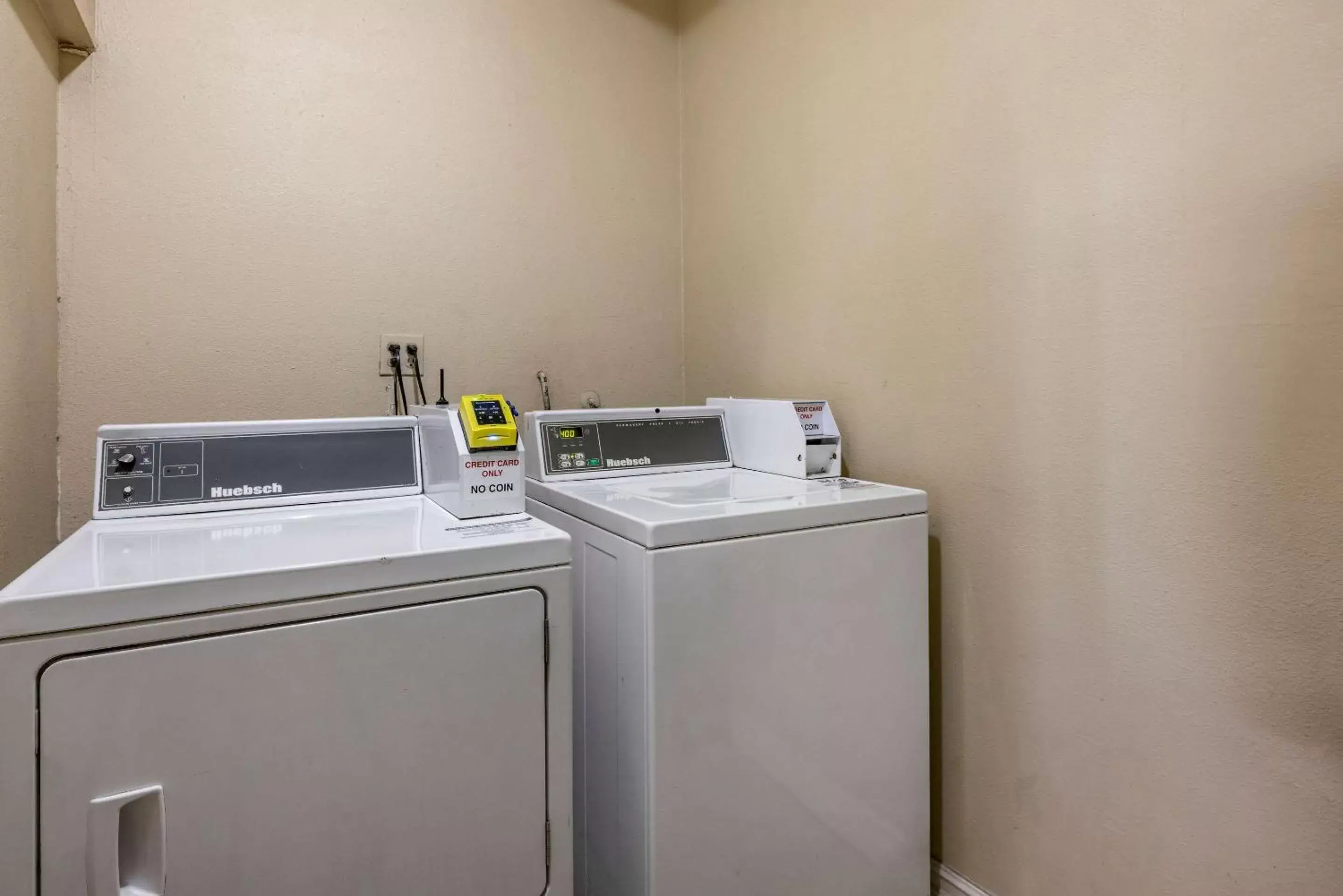 laundry, Kitchen/Kitchenette in Comfort Inn & Suites Huntington Beach