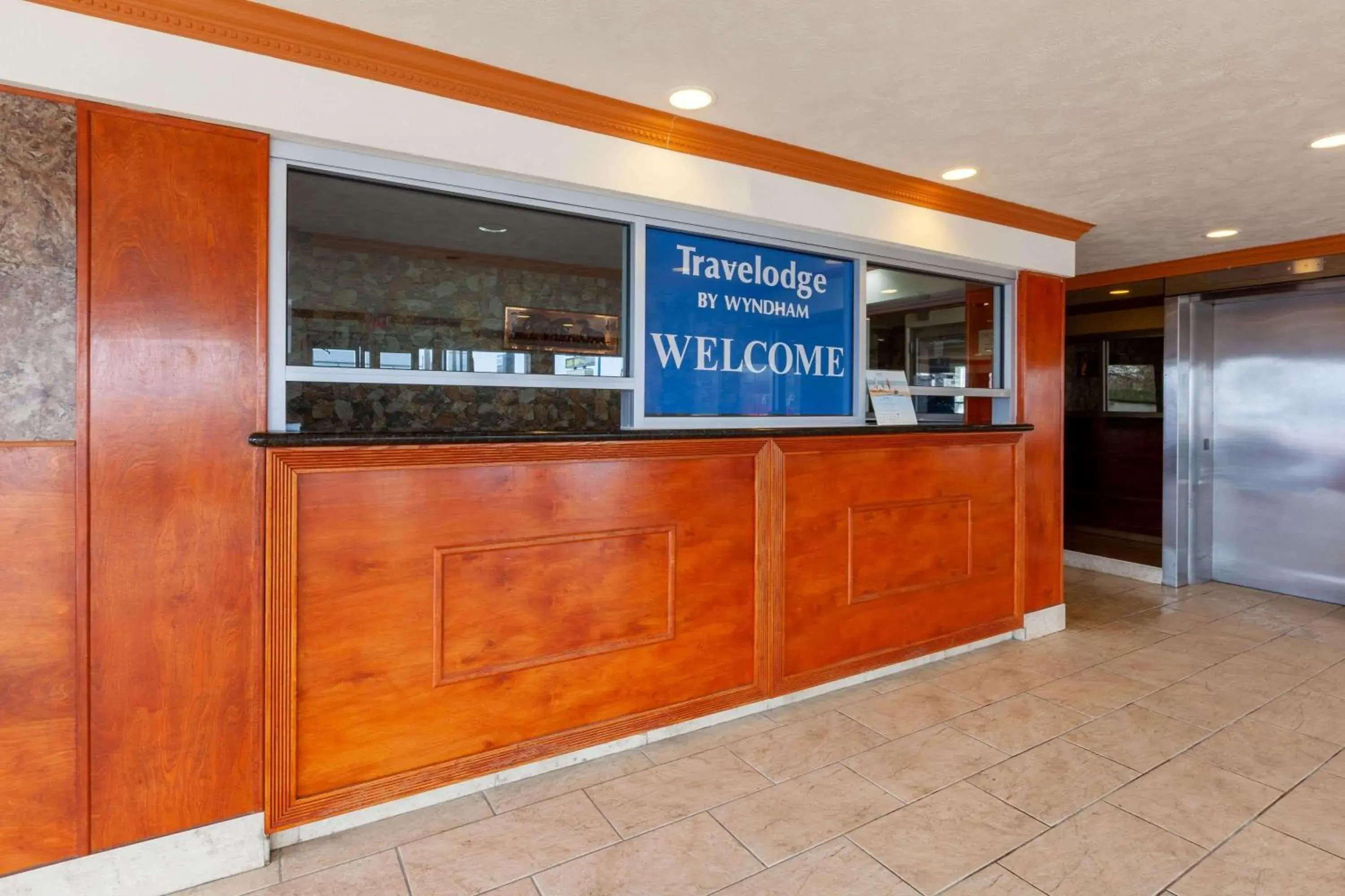 Lobby or reception, Lobby/Reception in Travelodge by Wyndham Cleveland Airport