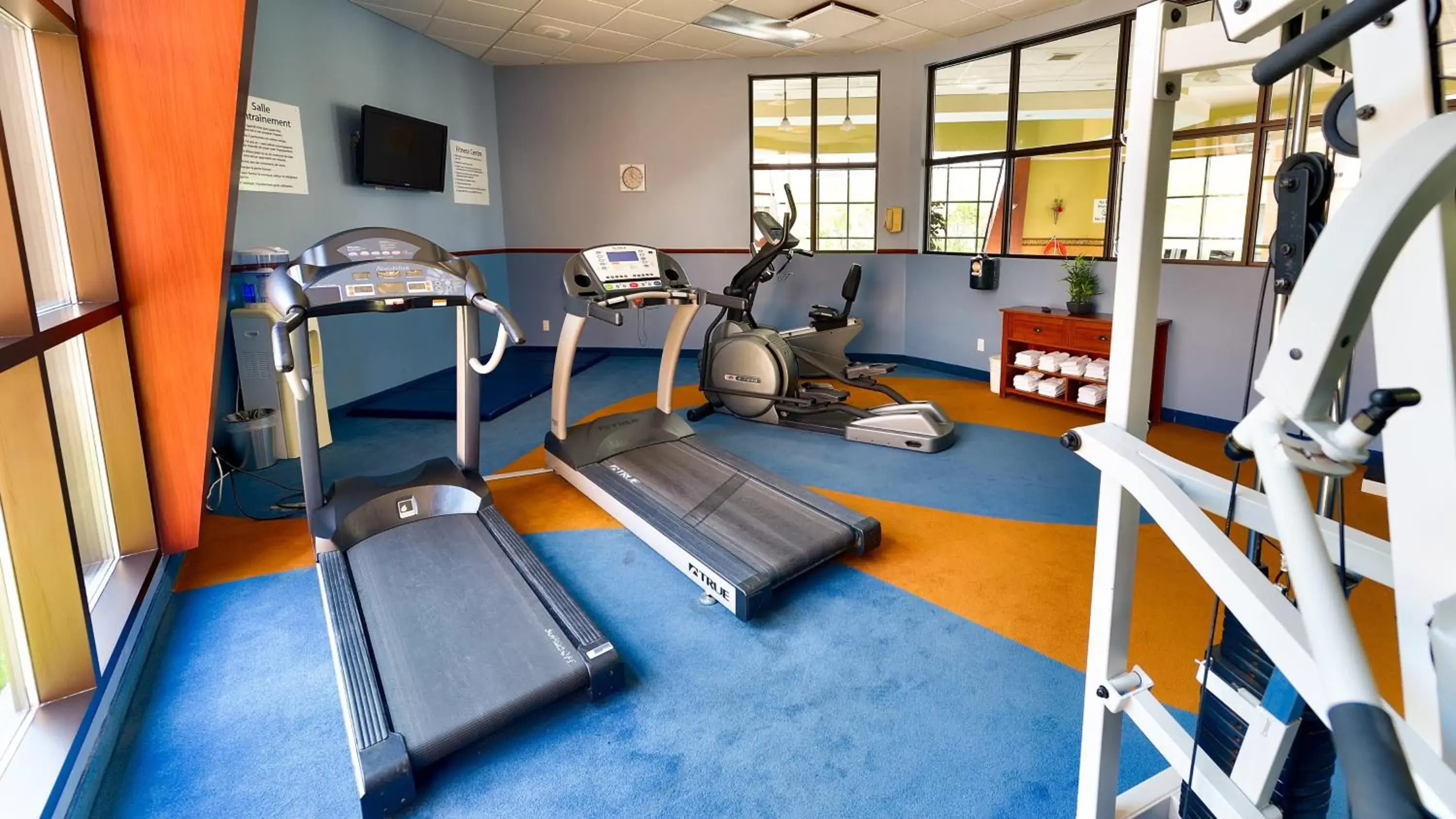Spa and wellness centre/facilities, Fitness Center/Facilities in Holiday Inn Express St. Jean Sur Richelieu, an IHG Hotel