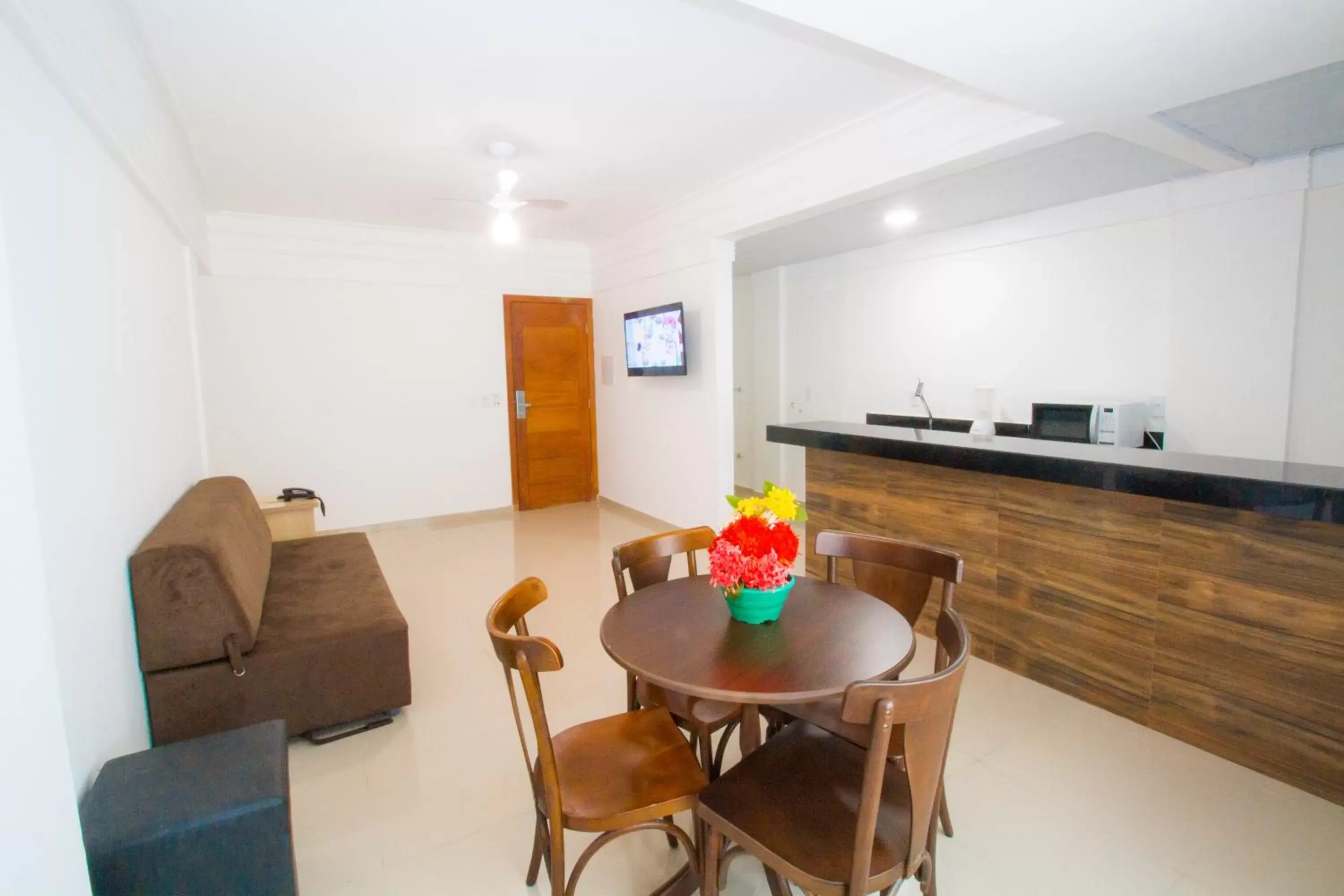 Living room, Dining Area in Portal Beach - Rede Soberano