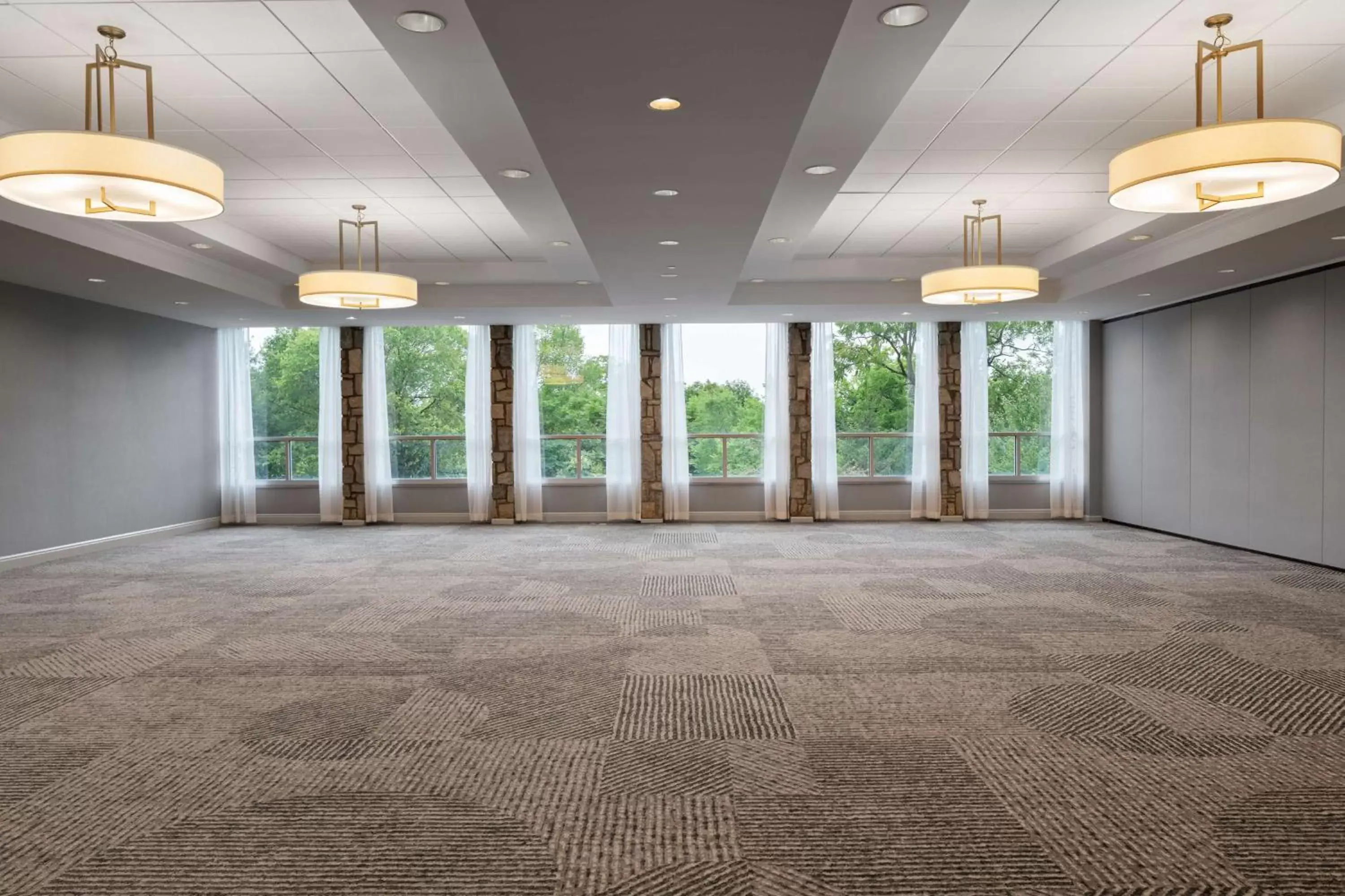Meeting/conference room in DoubleTree by Hilton Pittsburgh Airport