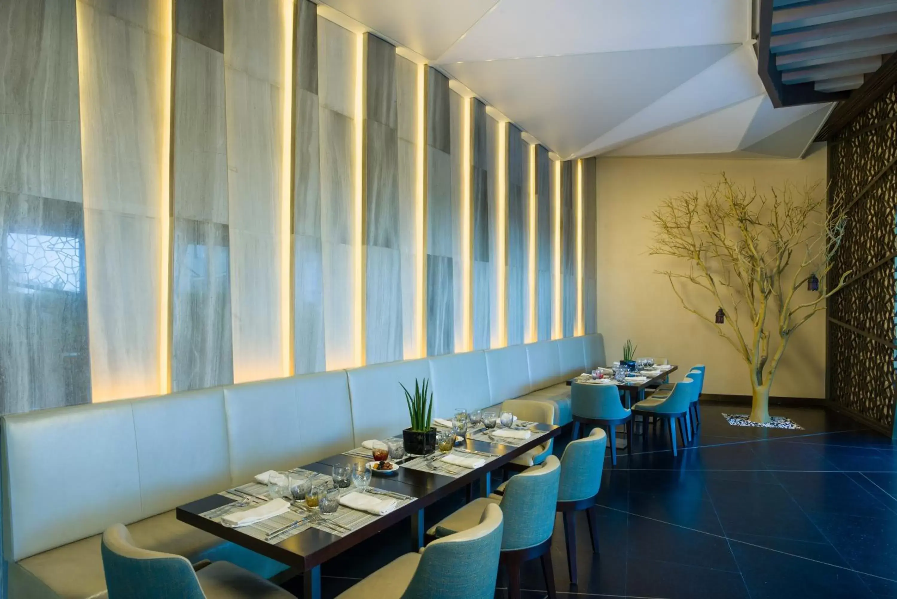 Restaurant/places to eat in Kempinski Hotel Muscat Restaurant/places to eat in Kempinski Hotel Muscat