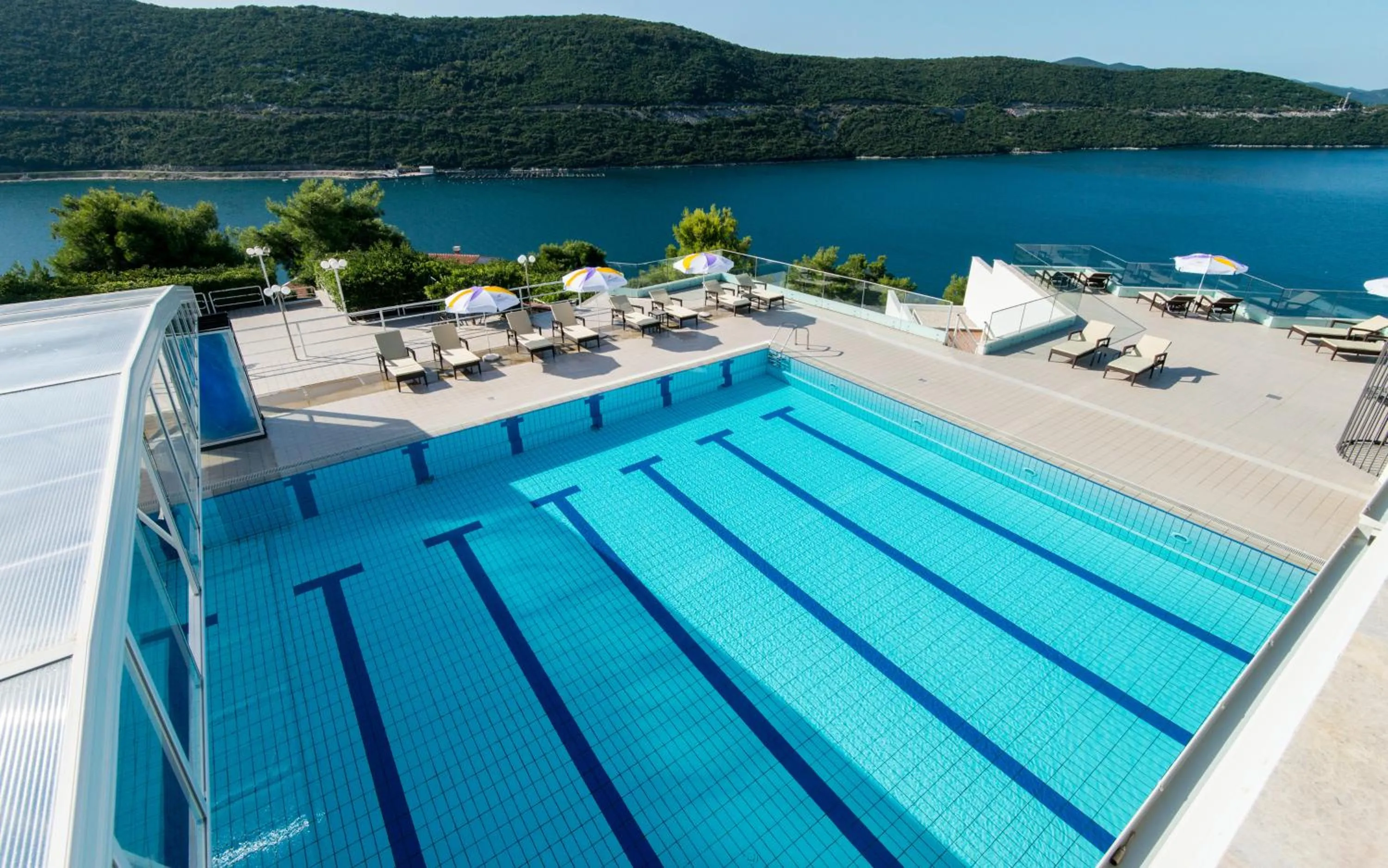Swimming pool in Grand Hotel Neum Wellness & Spa