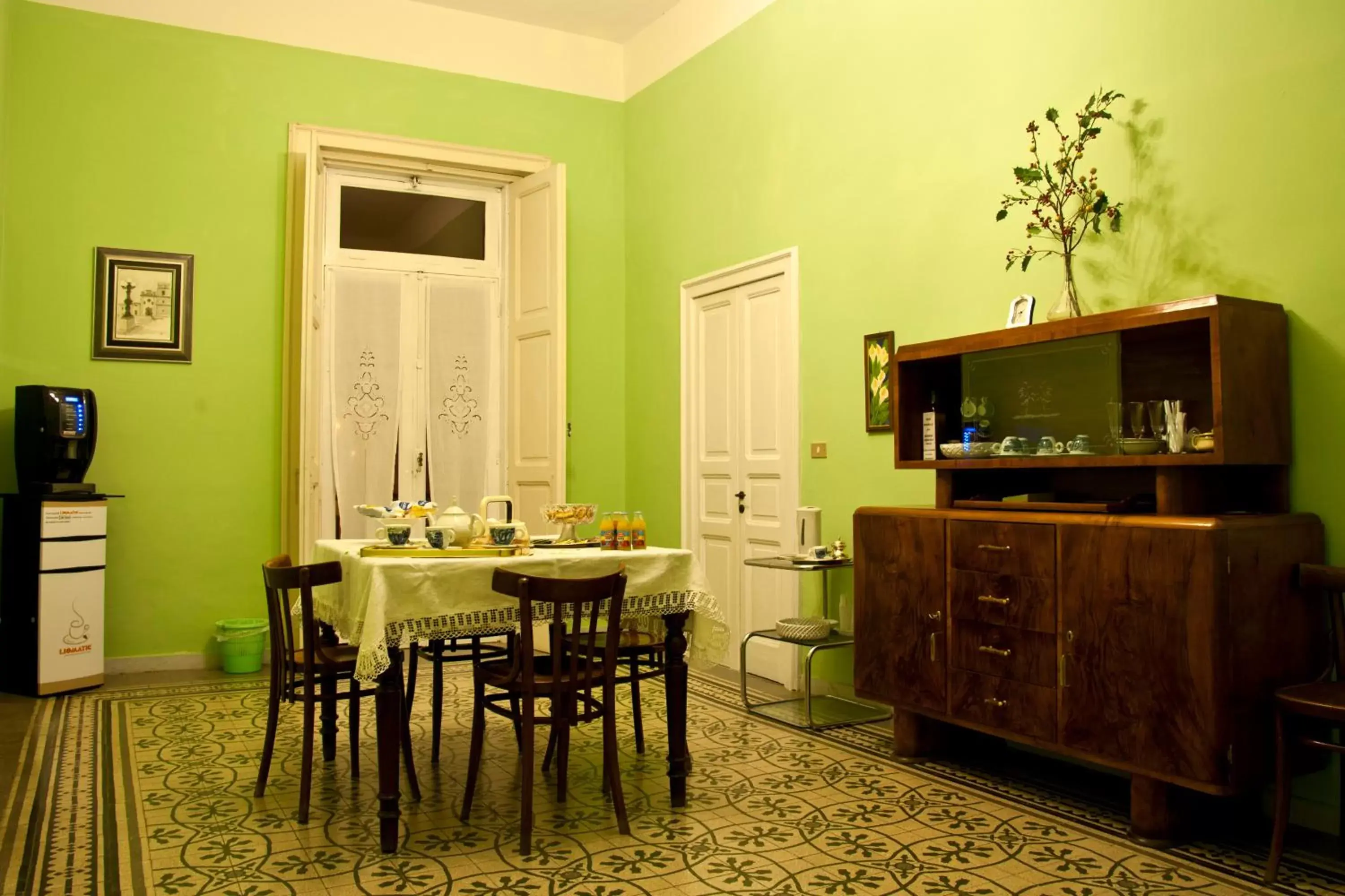 Breakfast, Dining Area in Villa Genny