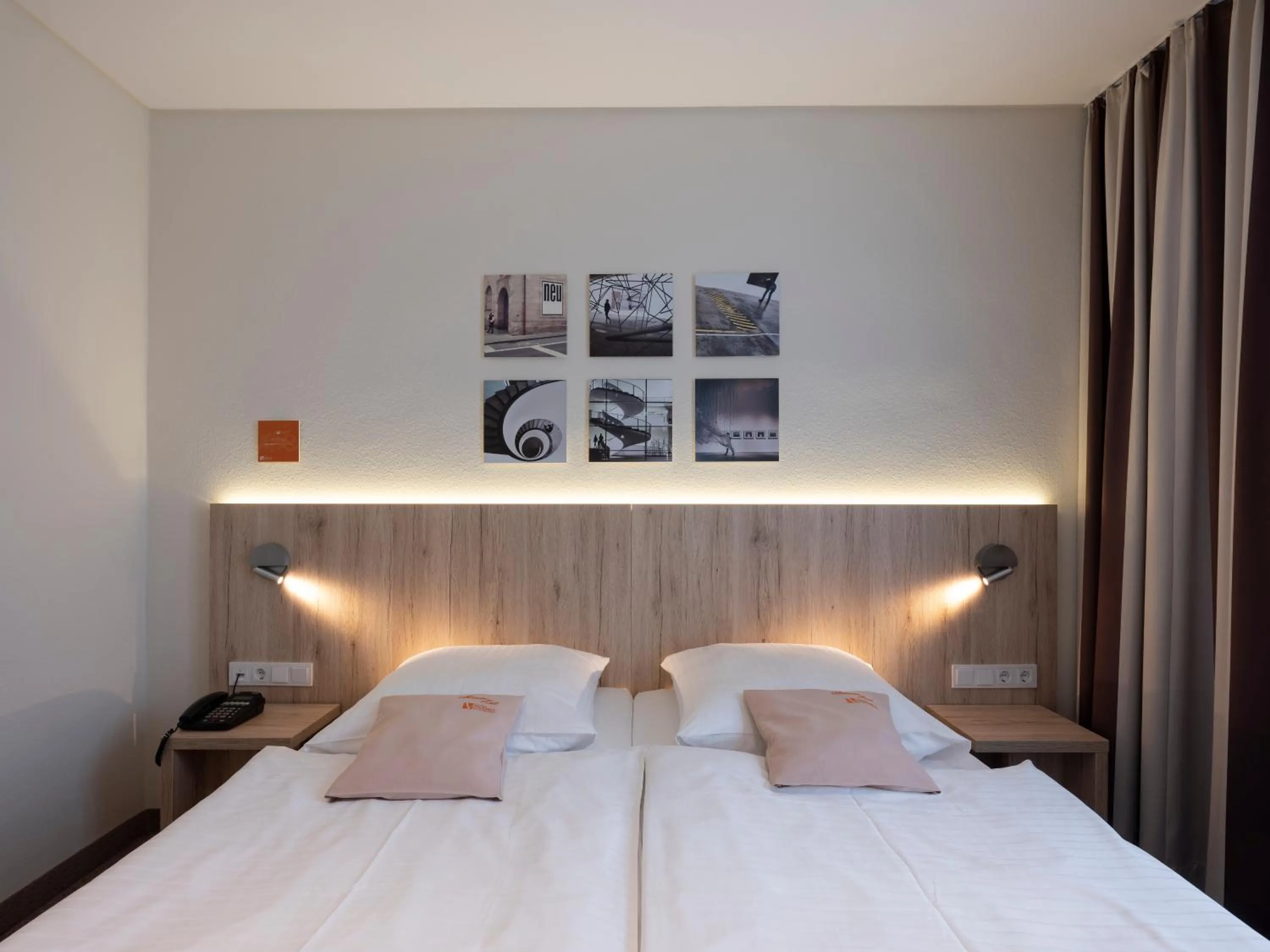 Photo of the whole room, Bed in Hotel VICTORIA Nürnberg