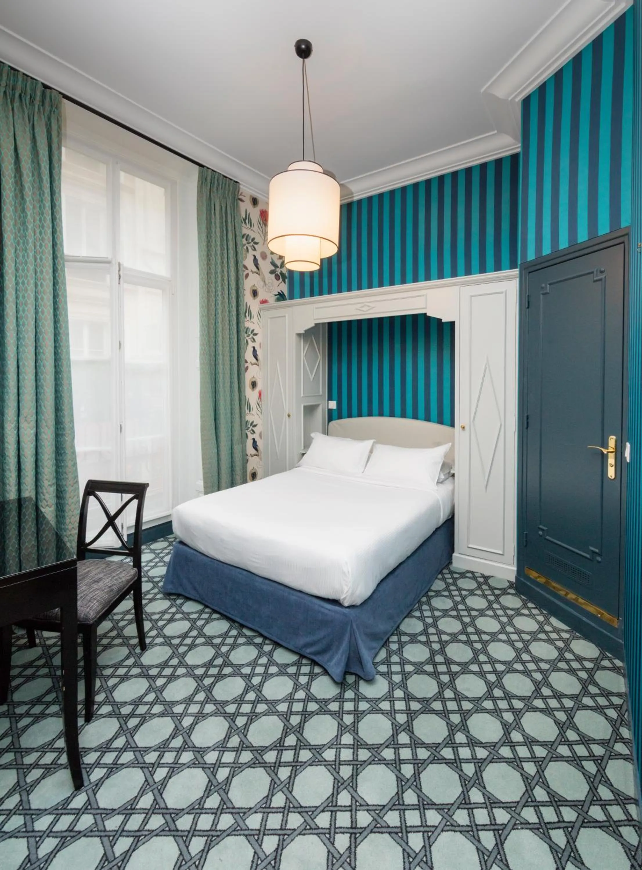 Photo of the whole room, Bed in Hôtel Saint Germain