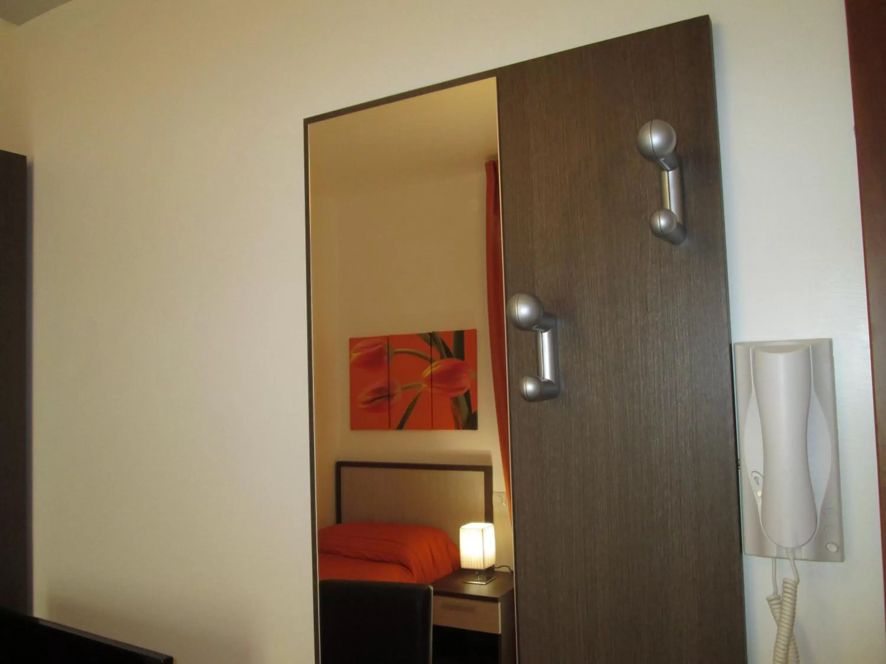 Budget Twin Room in B&B Elisir Budget Twin Room in B&B Elisir
