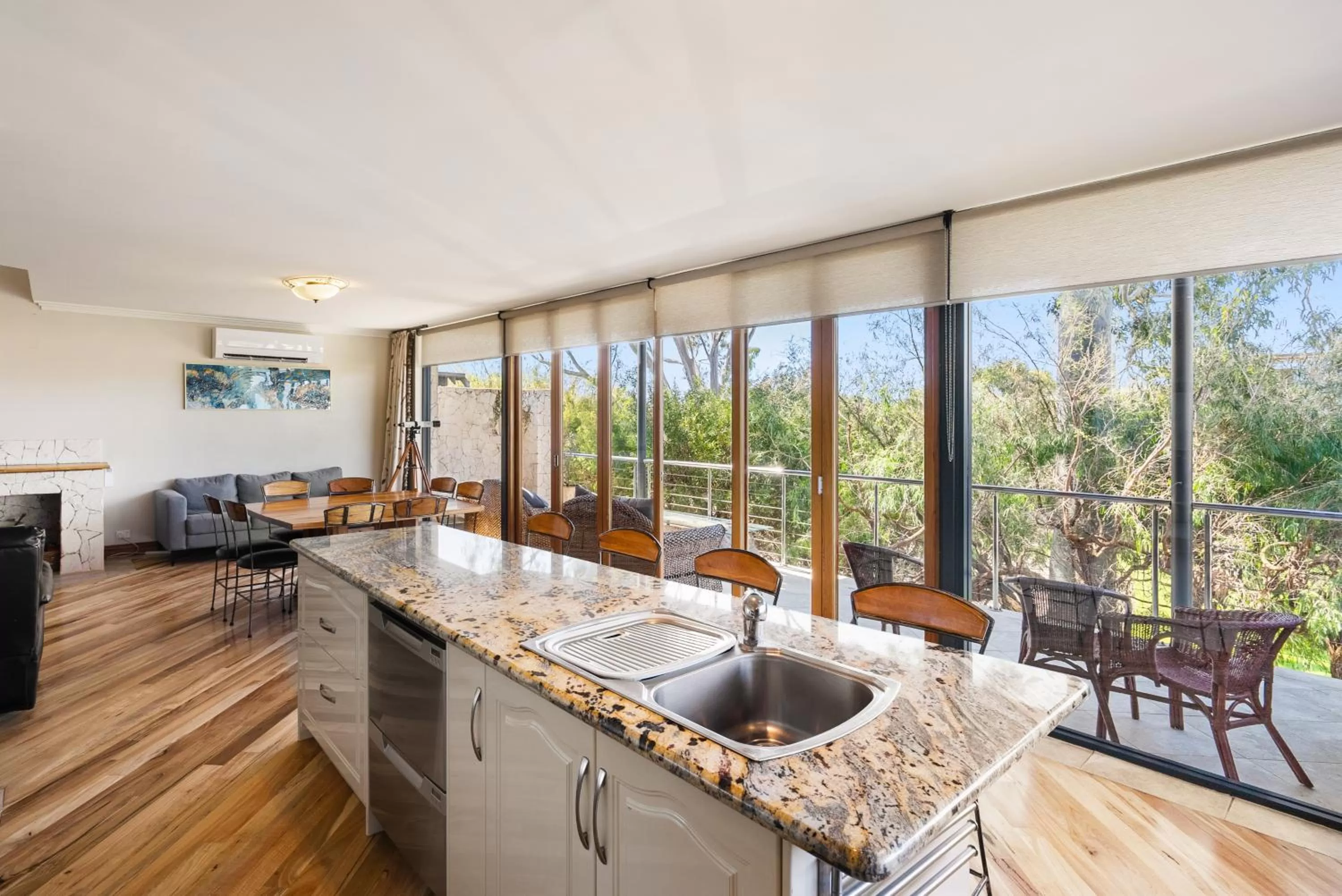 Bay Village Dunsborough