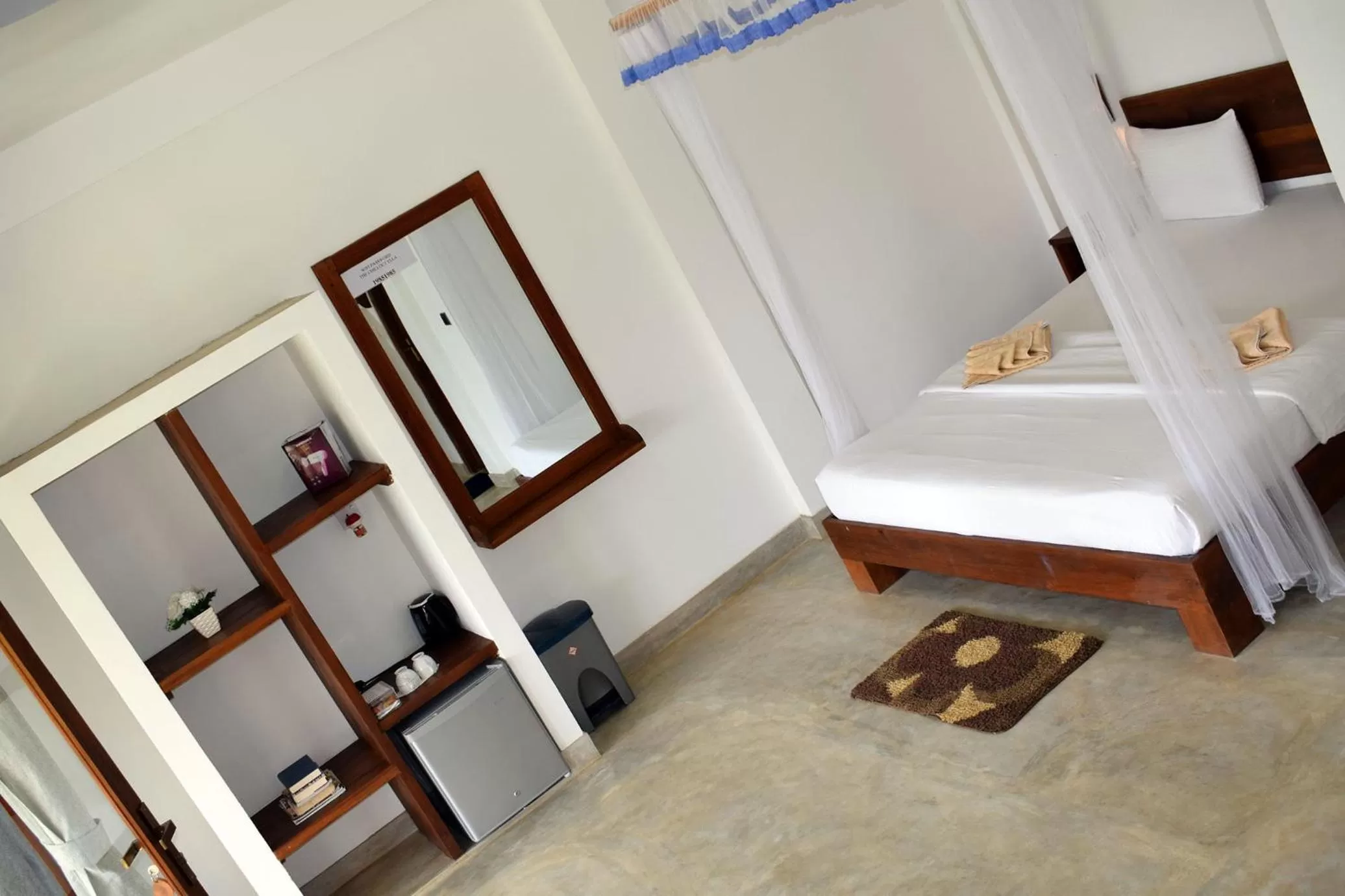 Photo of the whole room, Bed in The Chillout Ella